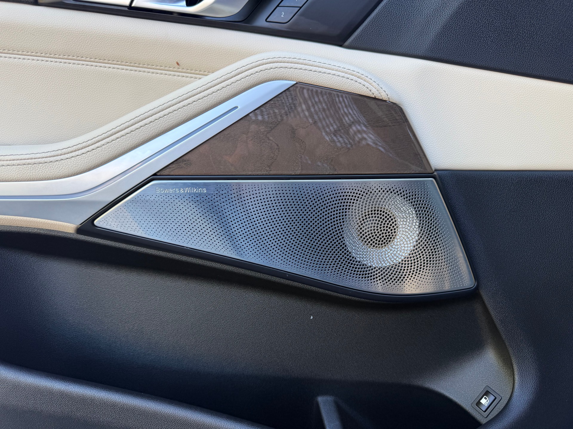 BMW X5 xDrive45e Steptronic-image-10