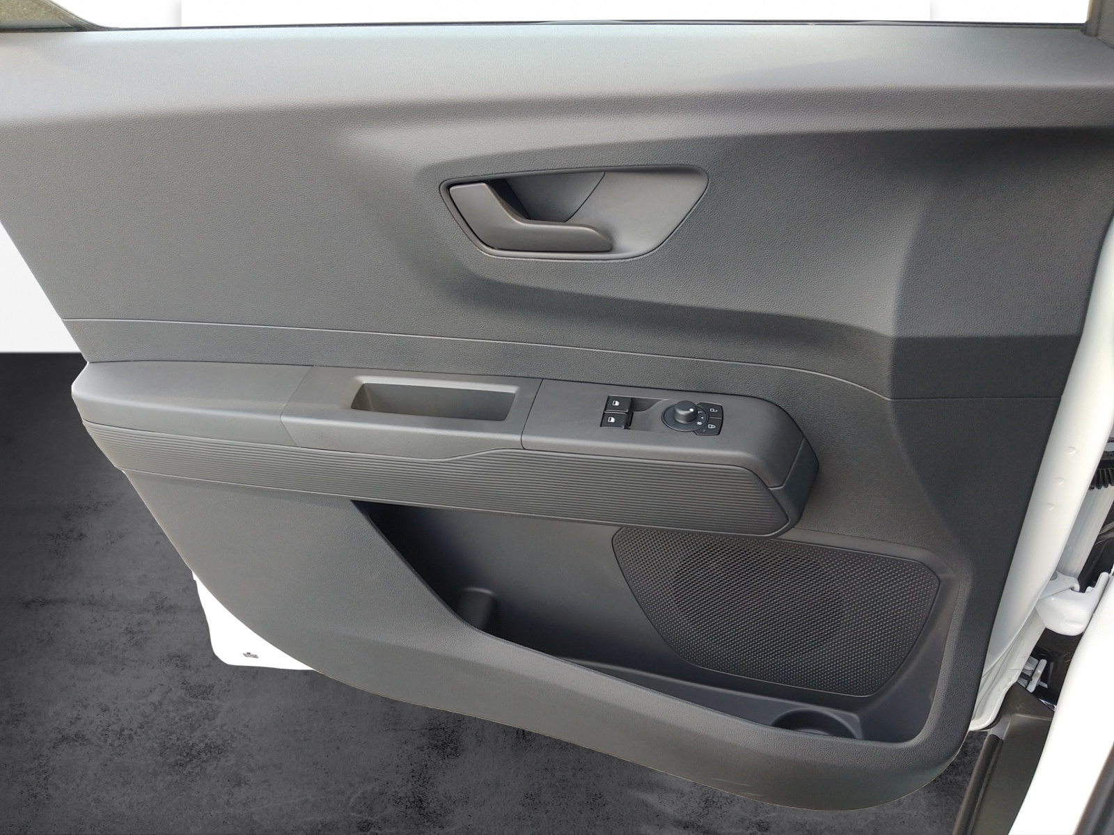 FORD Transit Courier Van 1.0 EcoBoost Trend-image-11
