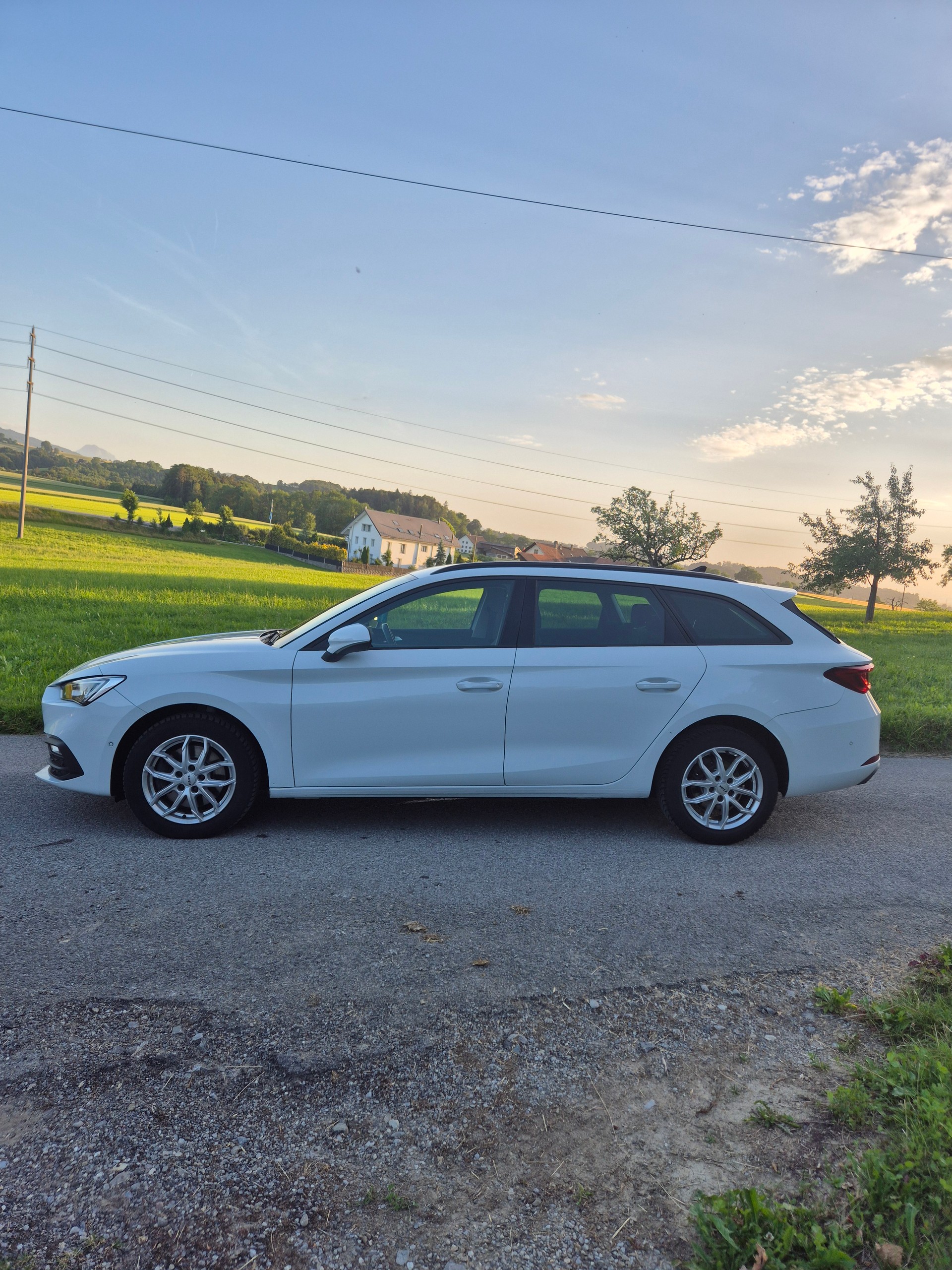 SEAT Leon ST 2.0 TDI EVO DSG Style-image-4