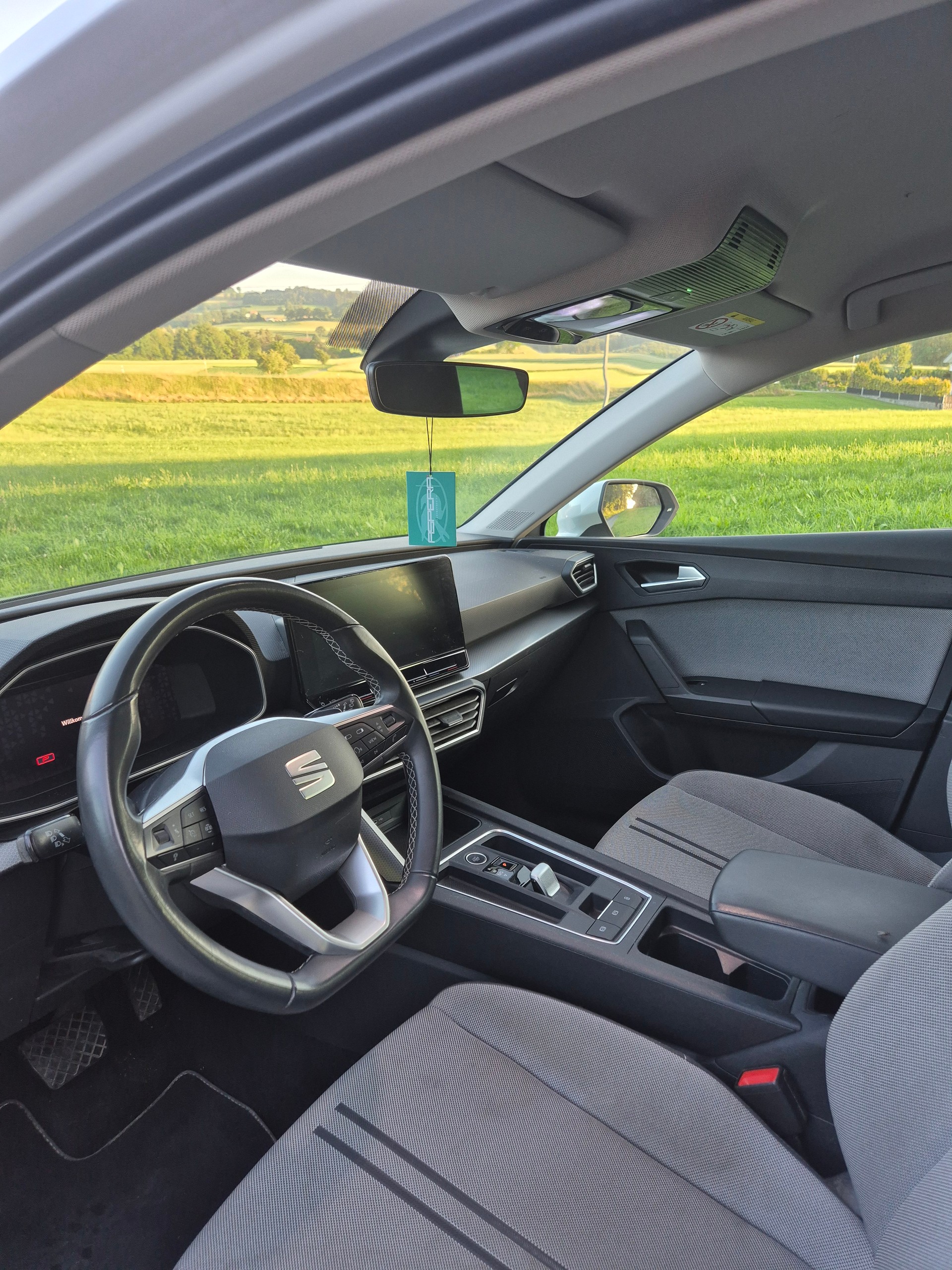 SEAT Leon ST 2.0 TDI EVO DSG Style-image-7