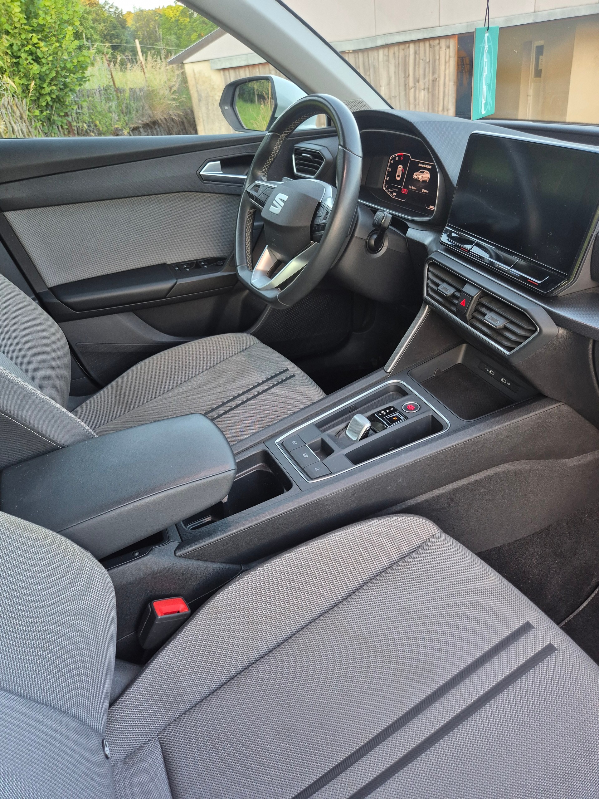SEAT Leon ST 2.0 TDI EVO DSG Style-image-8