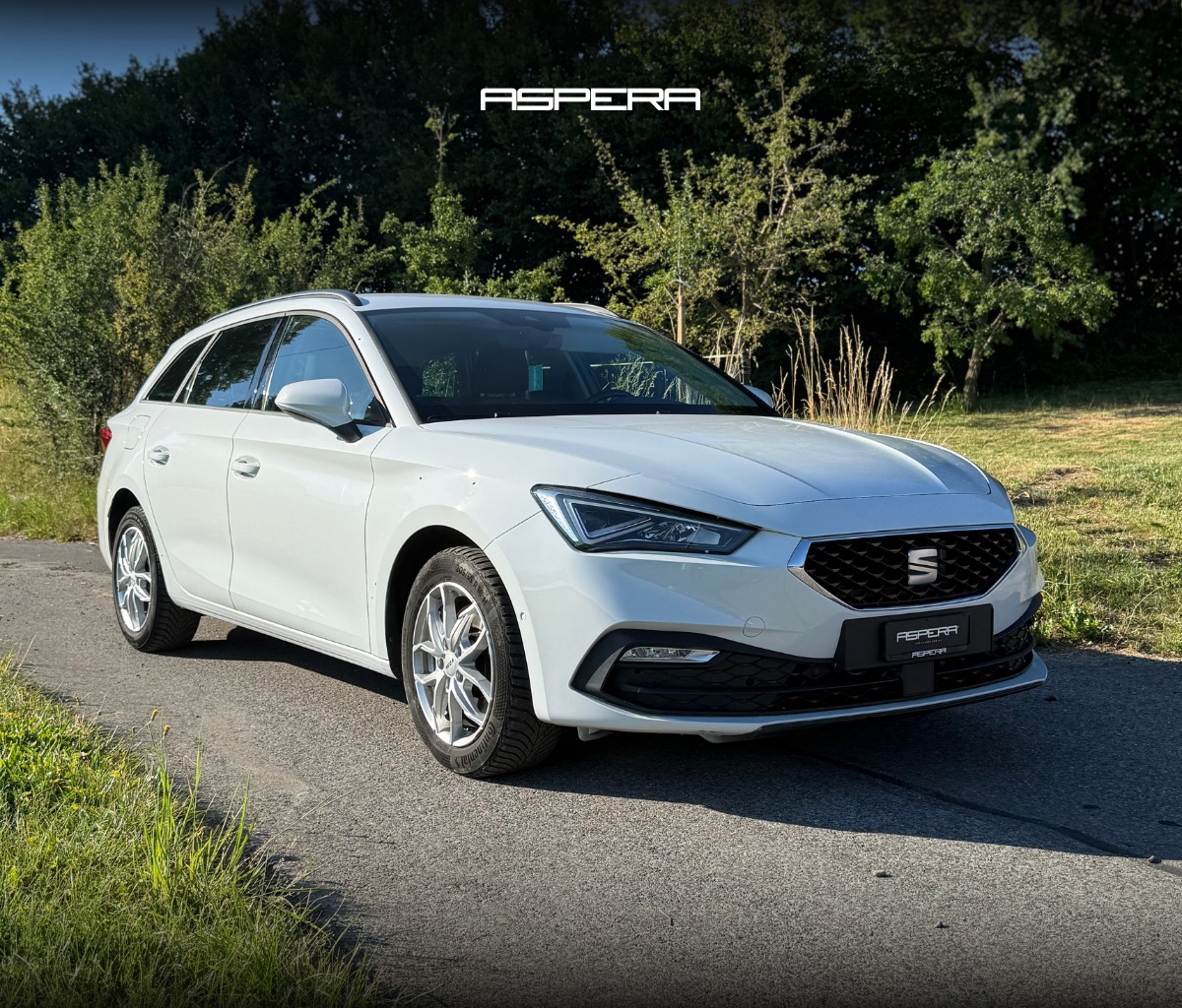 SEAT Leon ST 2.0 TDI EVO DSG Style-image-0