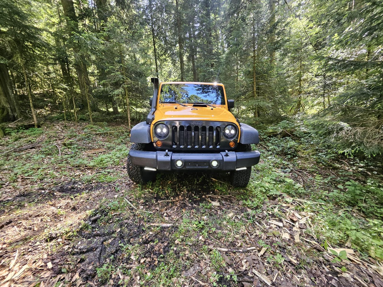 JEEP Wrangler 2.8 CRD Sport Automatic softtop-image-4