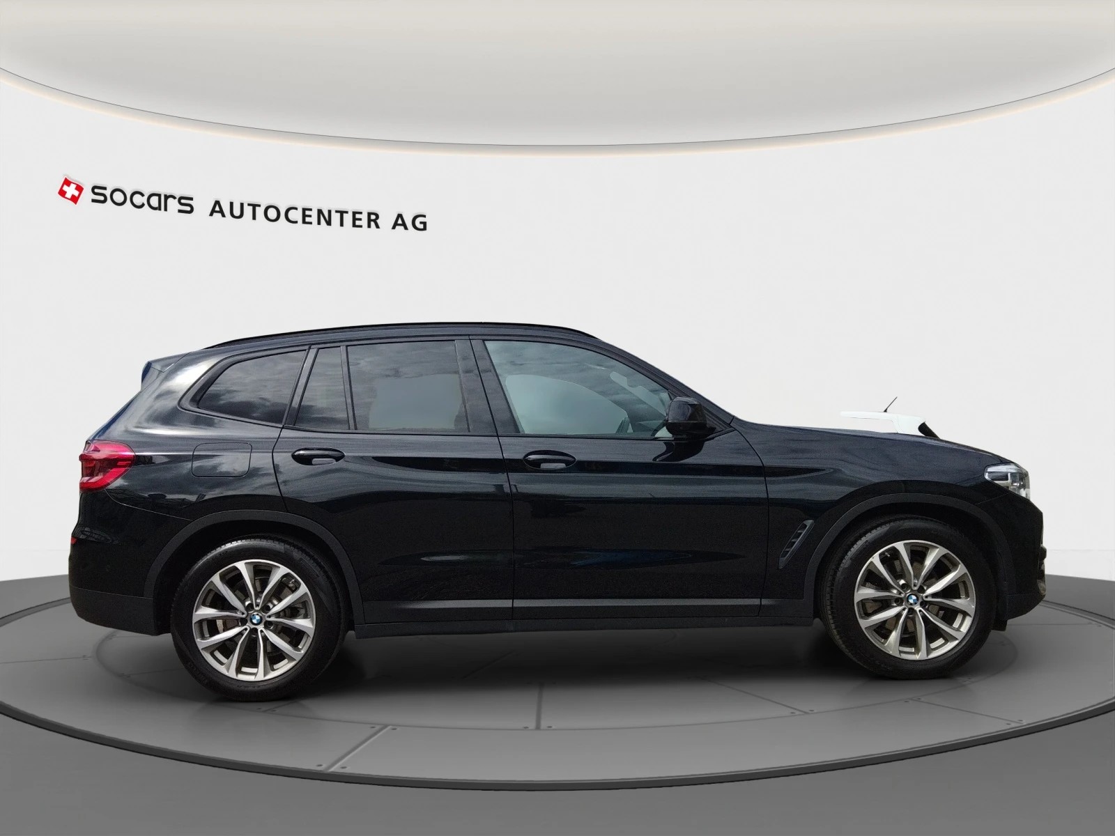 BMW X3 xDrive 48V 20d Steptronic // CH- Fahrzeug // Head-Up Display // Ambientes Licht-image-6