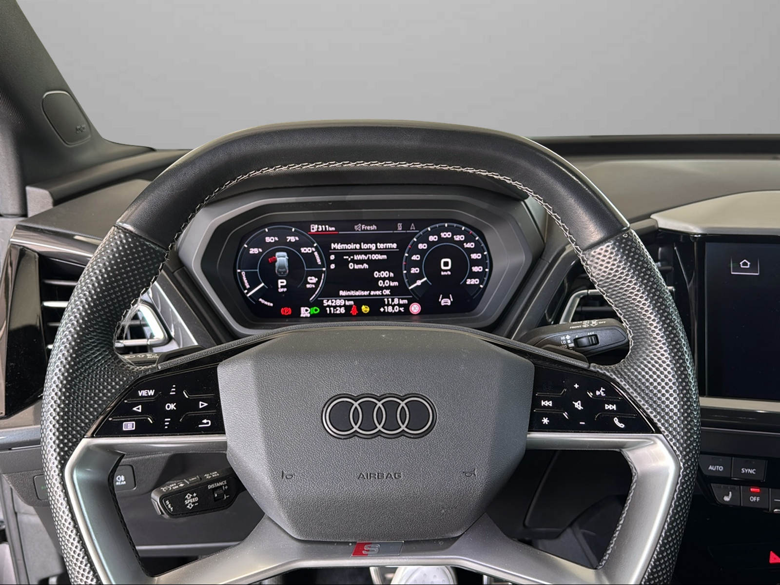 AUDI Q4 e-tron 50 quattro-image-13