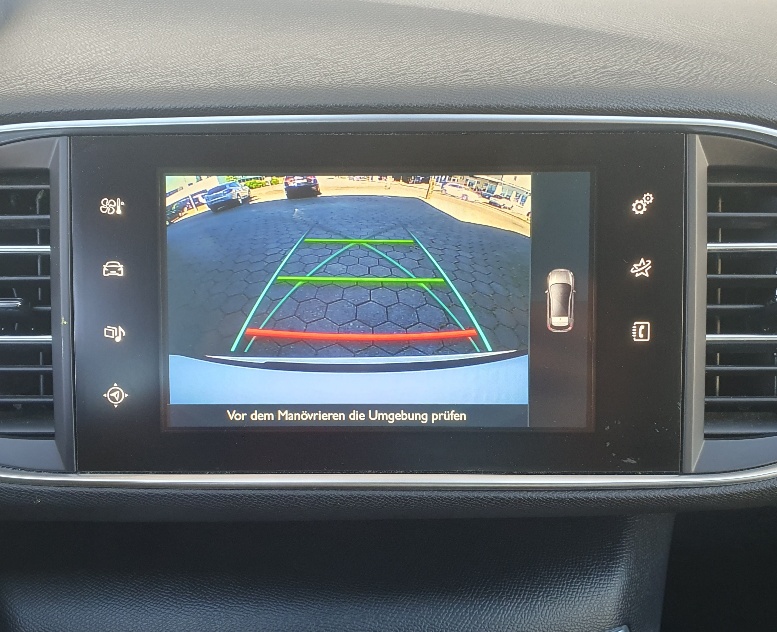 PEUGEOT 308 1.2 THP Allure Automat-image-8