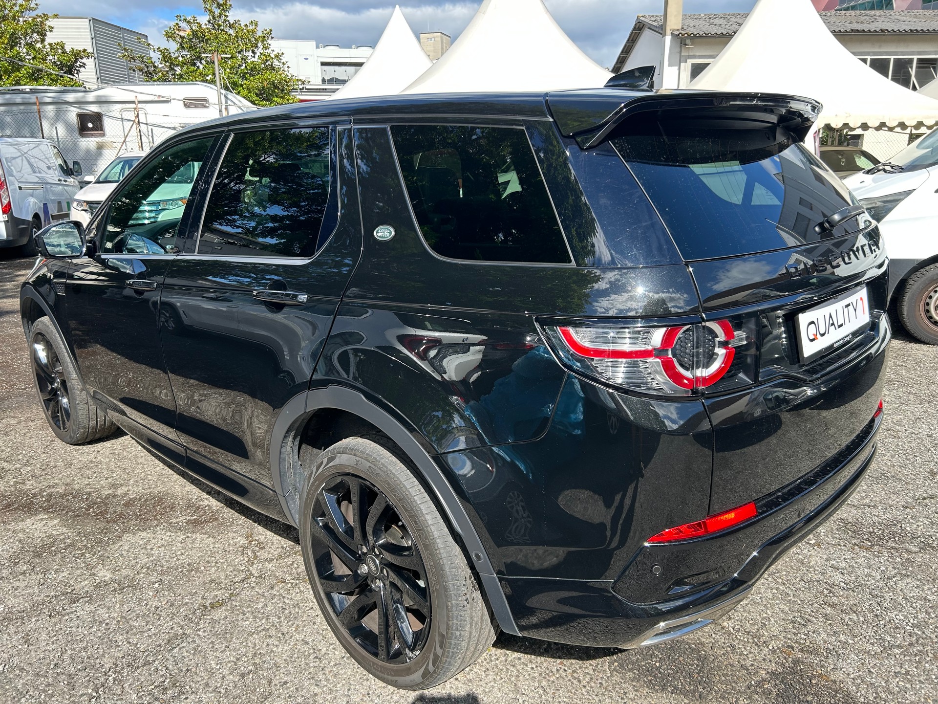 LAND ROVER Discovery Sport 2.0 TD4 HSE Luxury-image-4