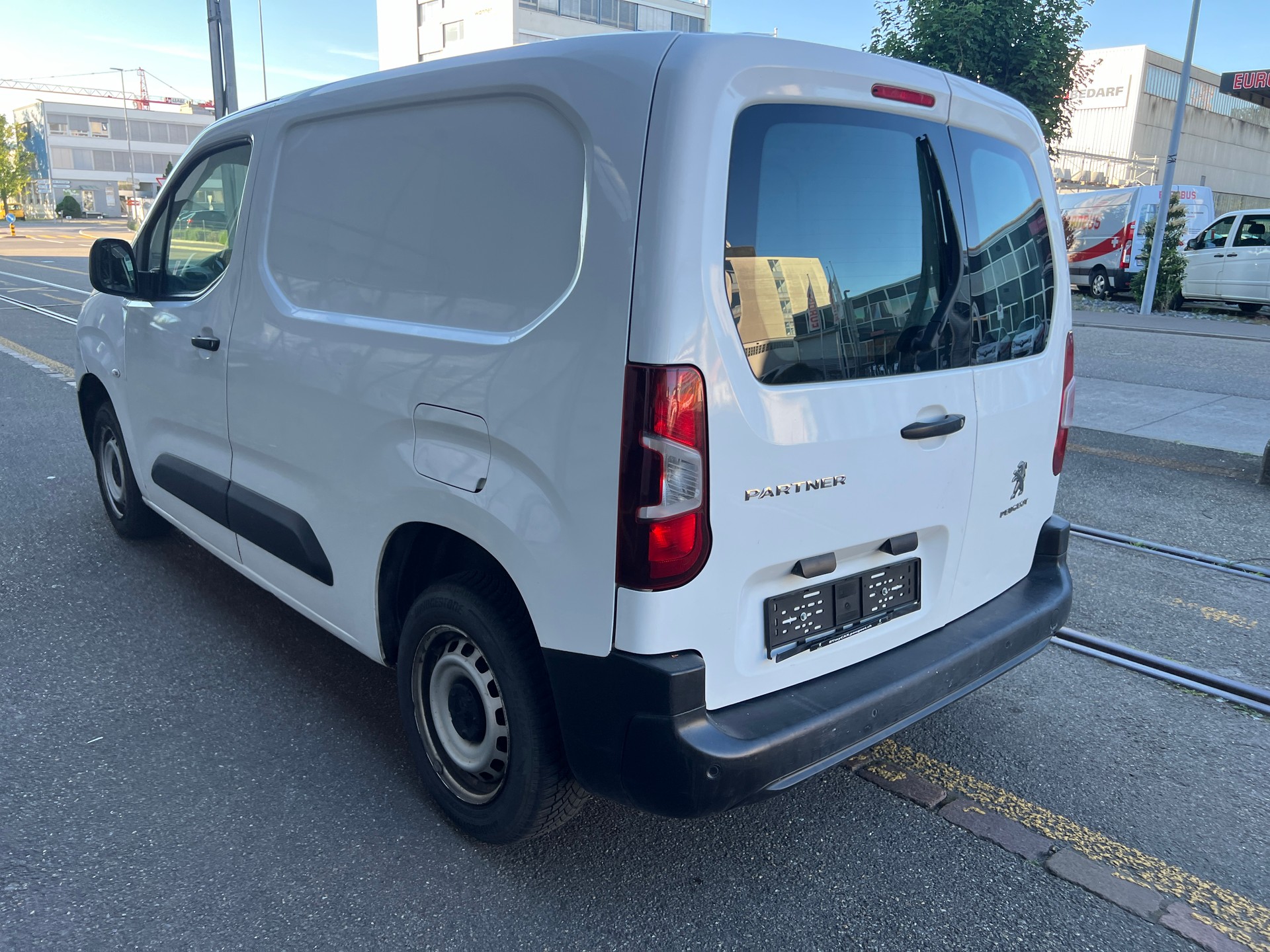 PEUGEOT Partner 1.5 Blue HDi s/s Premium 650kg-image-6