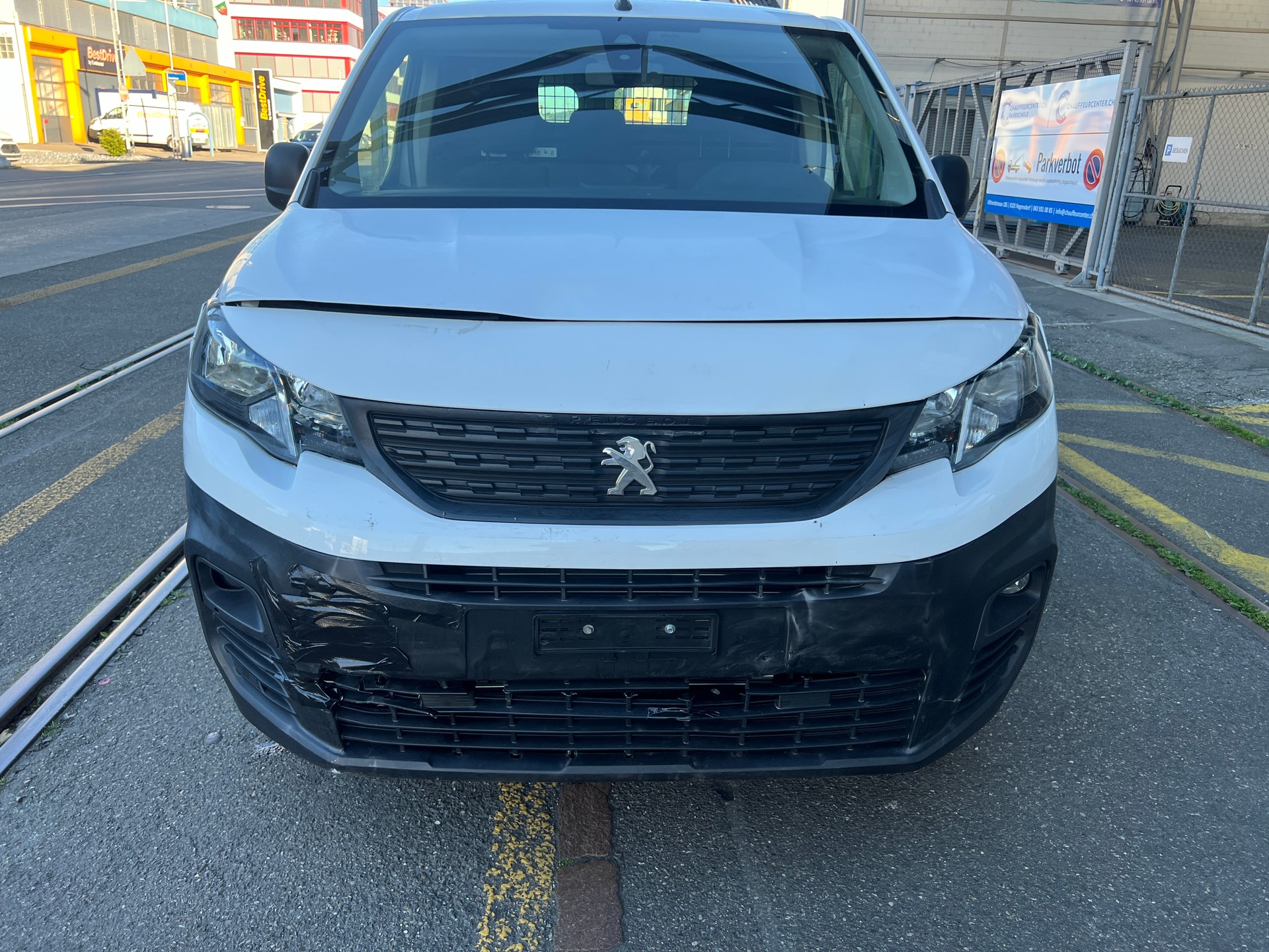 PEUGEOT Partner 1.5 Blue HDi s/s Premium 650kg-showroom-element-1