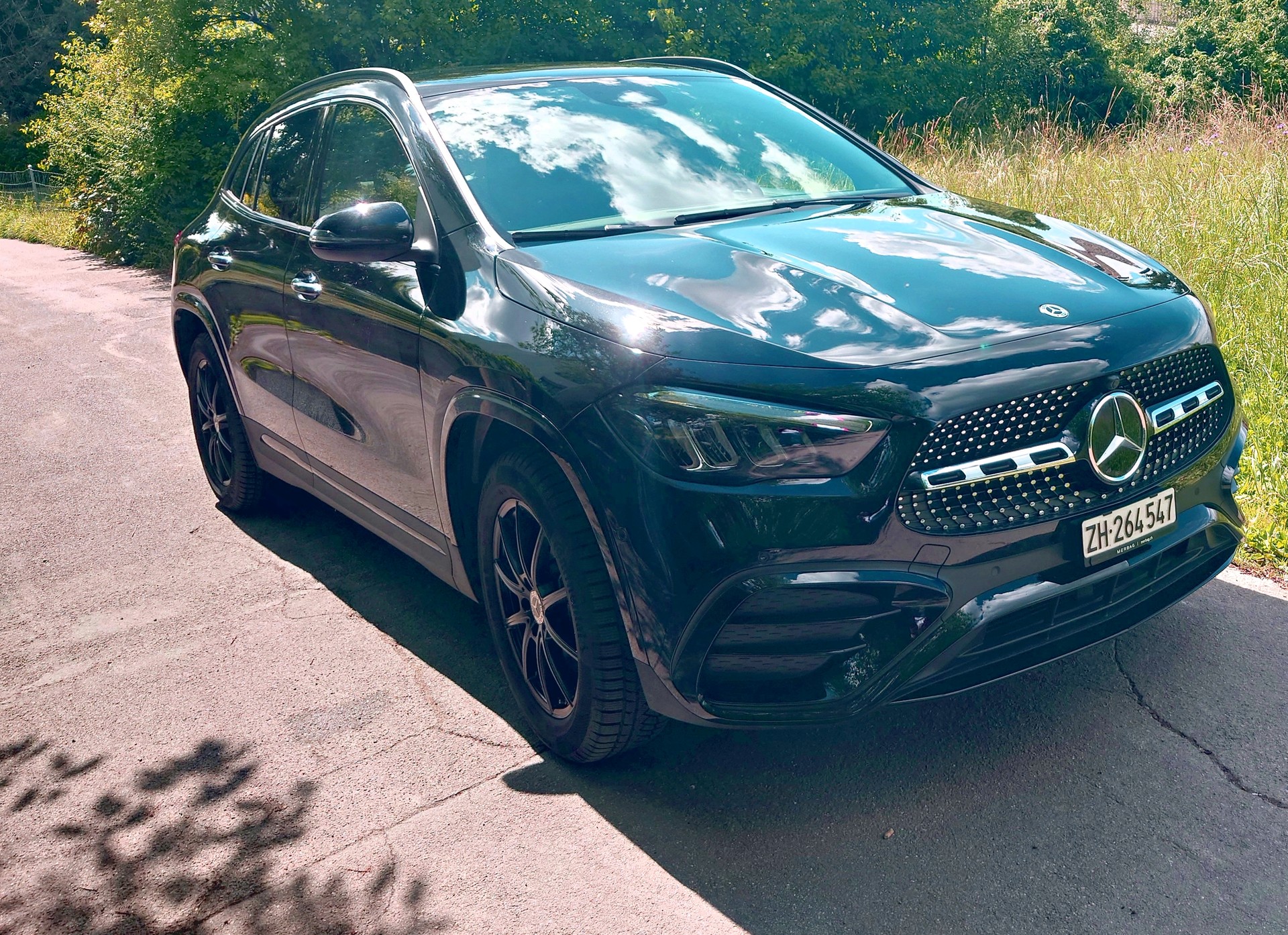 MERCEDES-BENZ GLA 220 d 4matic-image-0