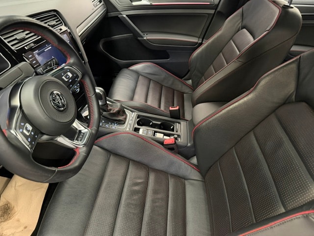 VW Golf 2.0 TSI GTI Performance DSG-image-2