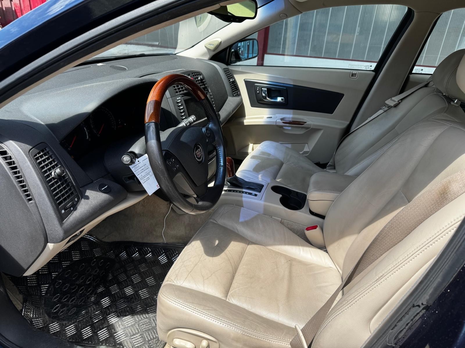 CADILLAC CTS Sedan 3.2 Elegance-image-2