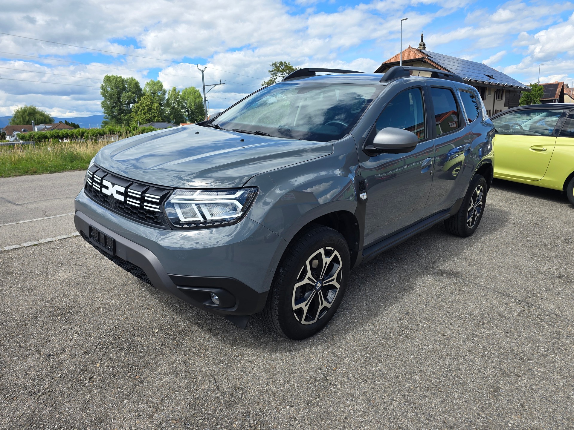 DACIA Duster TCe 150 Journey+ 4x4-image-0