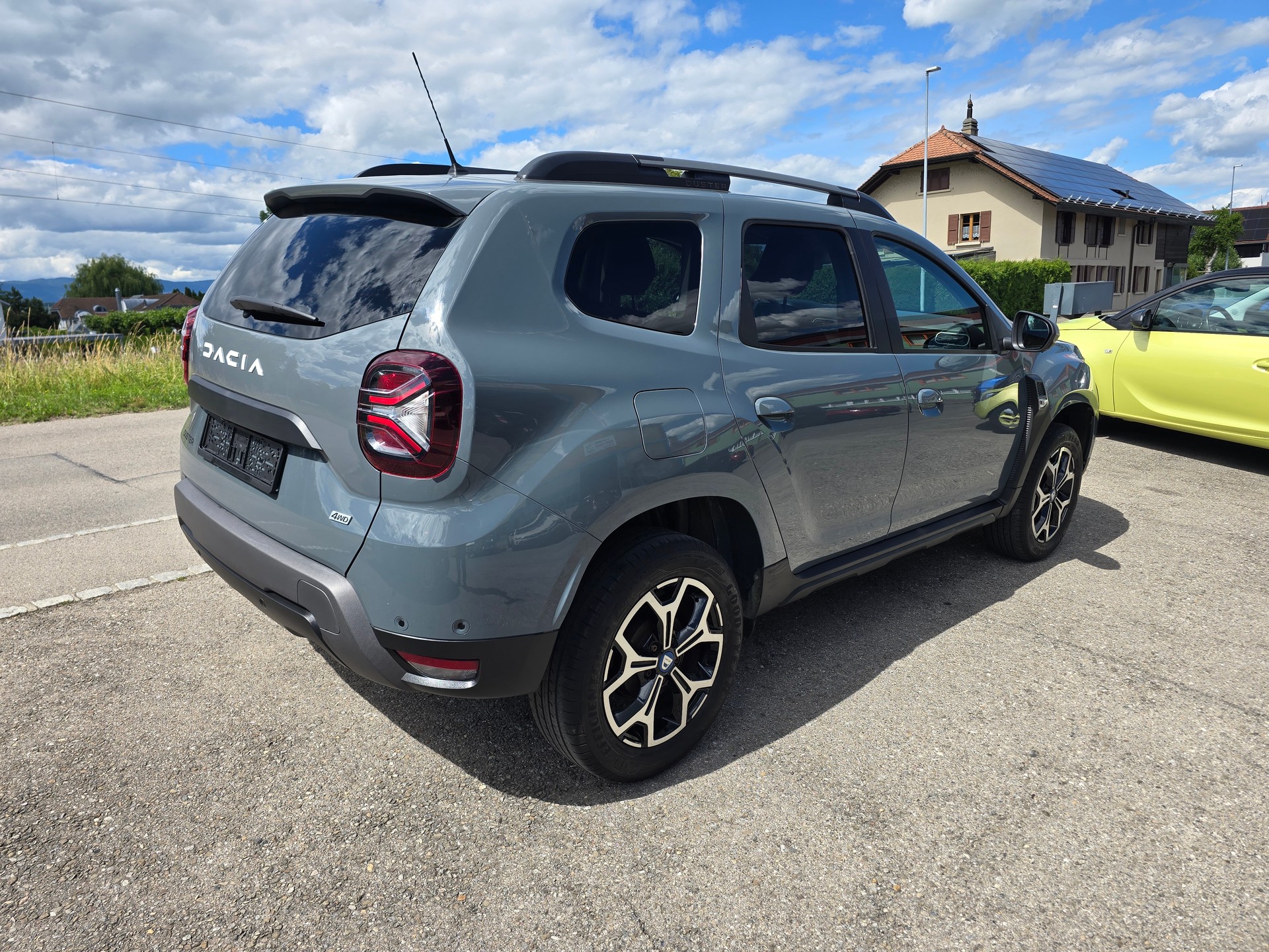 DACIA Duster TCe 150 Journey+ 4x4-image-4