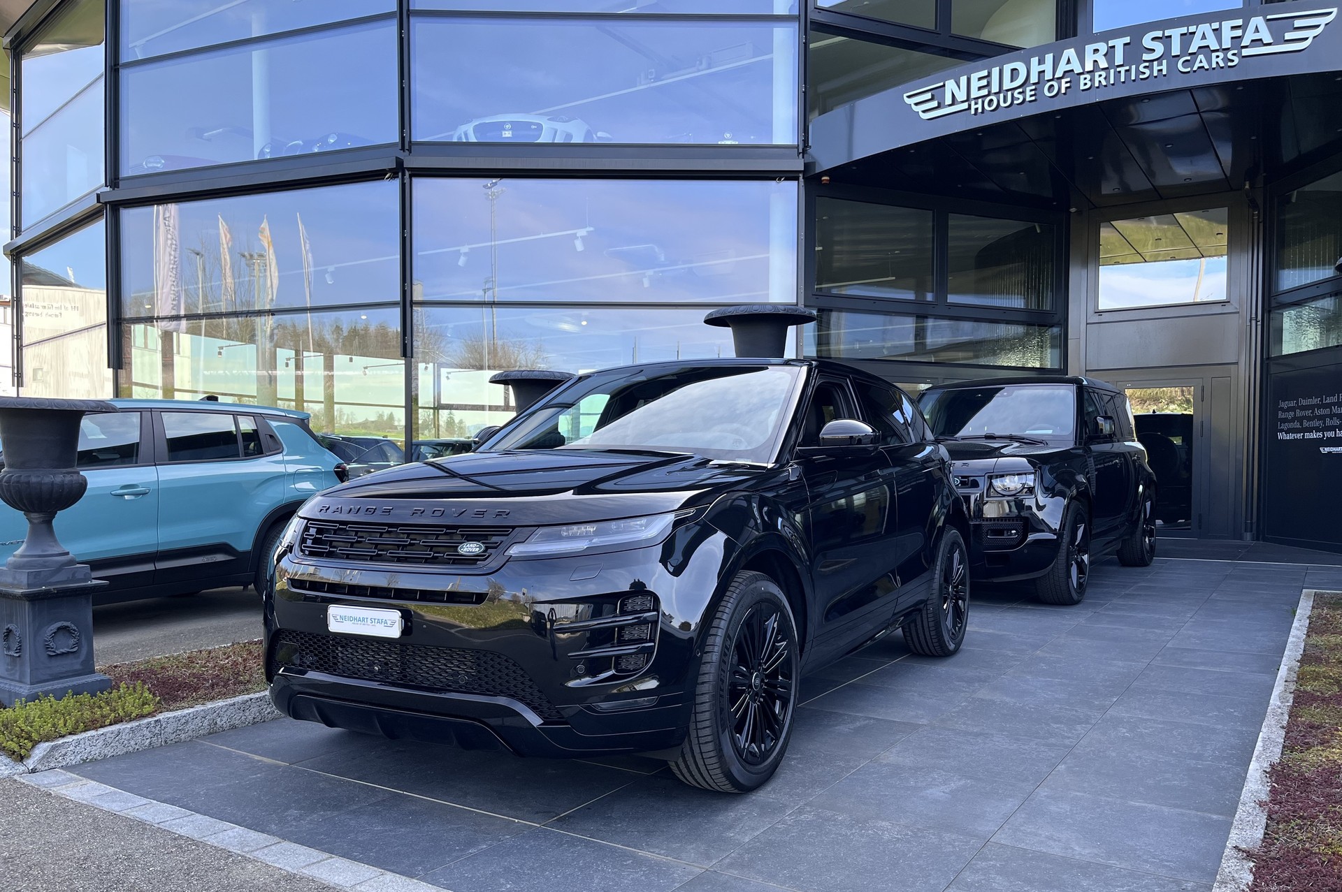 LAND ROVER Range Rover Evoque P 270e Dynamic SE AT9-image-0