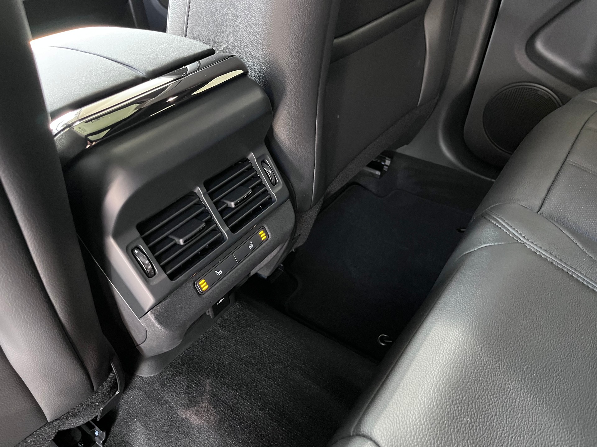 LAND ROVER Range Rover Evoque P 270e Dynamic SE AT9-image-13