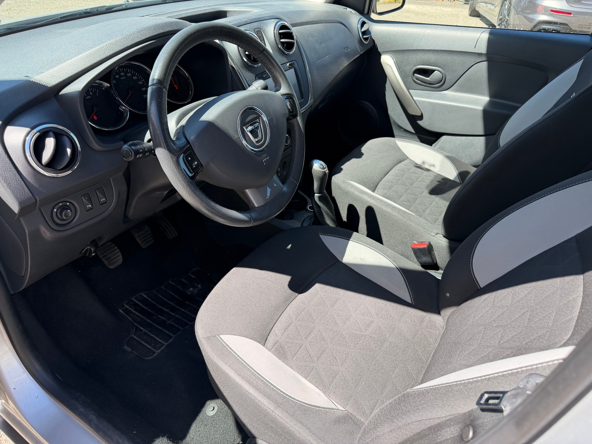 DACIA Sandero Tce 90 Stepway Lauréate-image-6