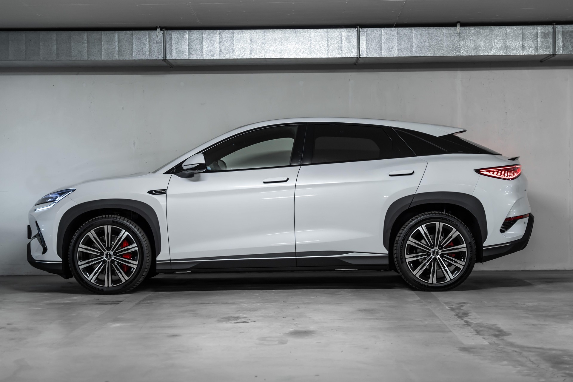 BYD Sealion 7 Excellence AWD - 530 PS-image-2