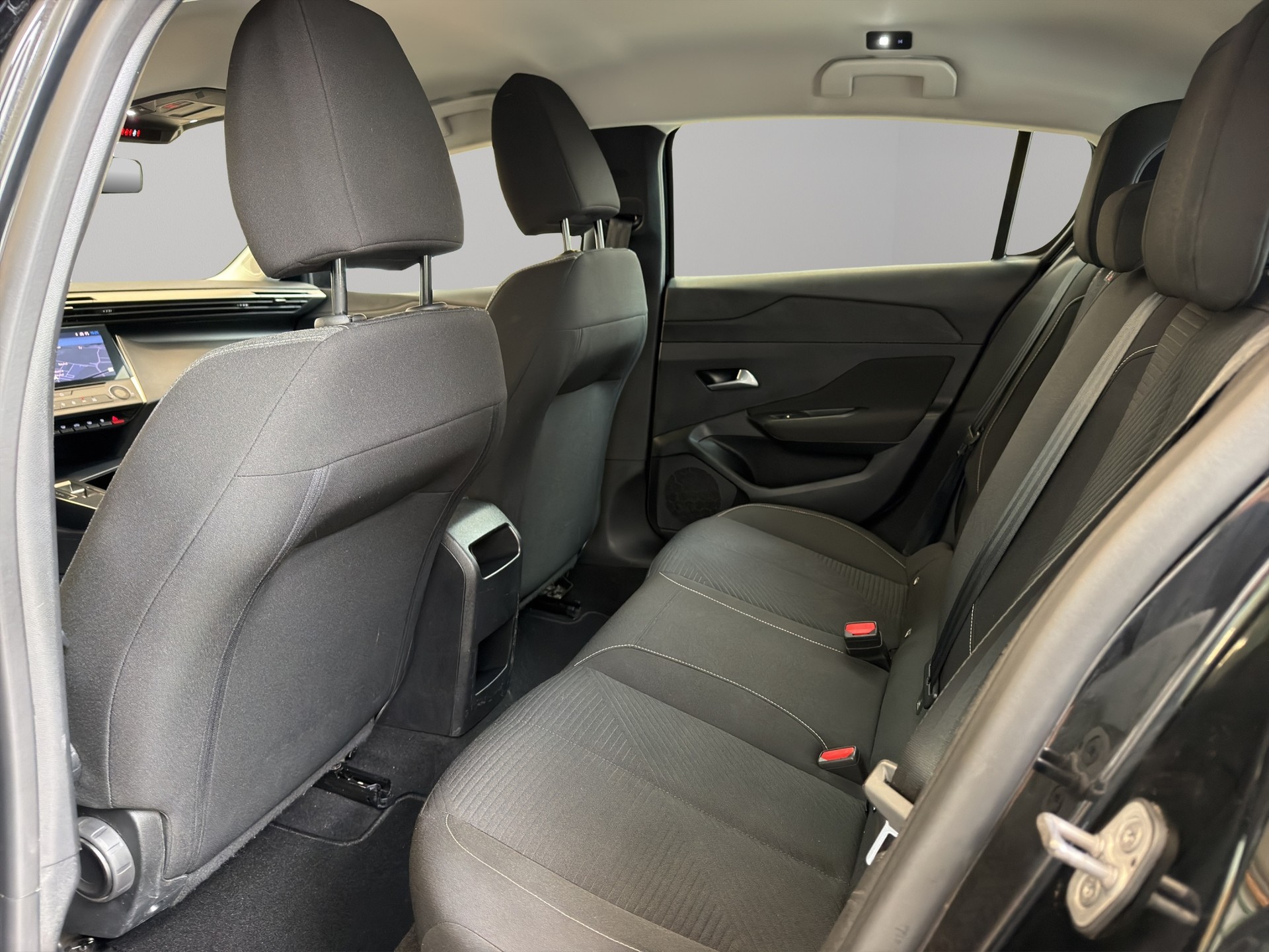 PEUGEOT 308 1.5 BlueHDI Active Pack EAT8-image-12