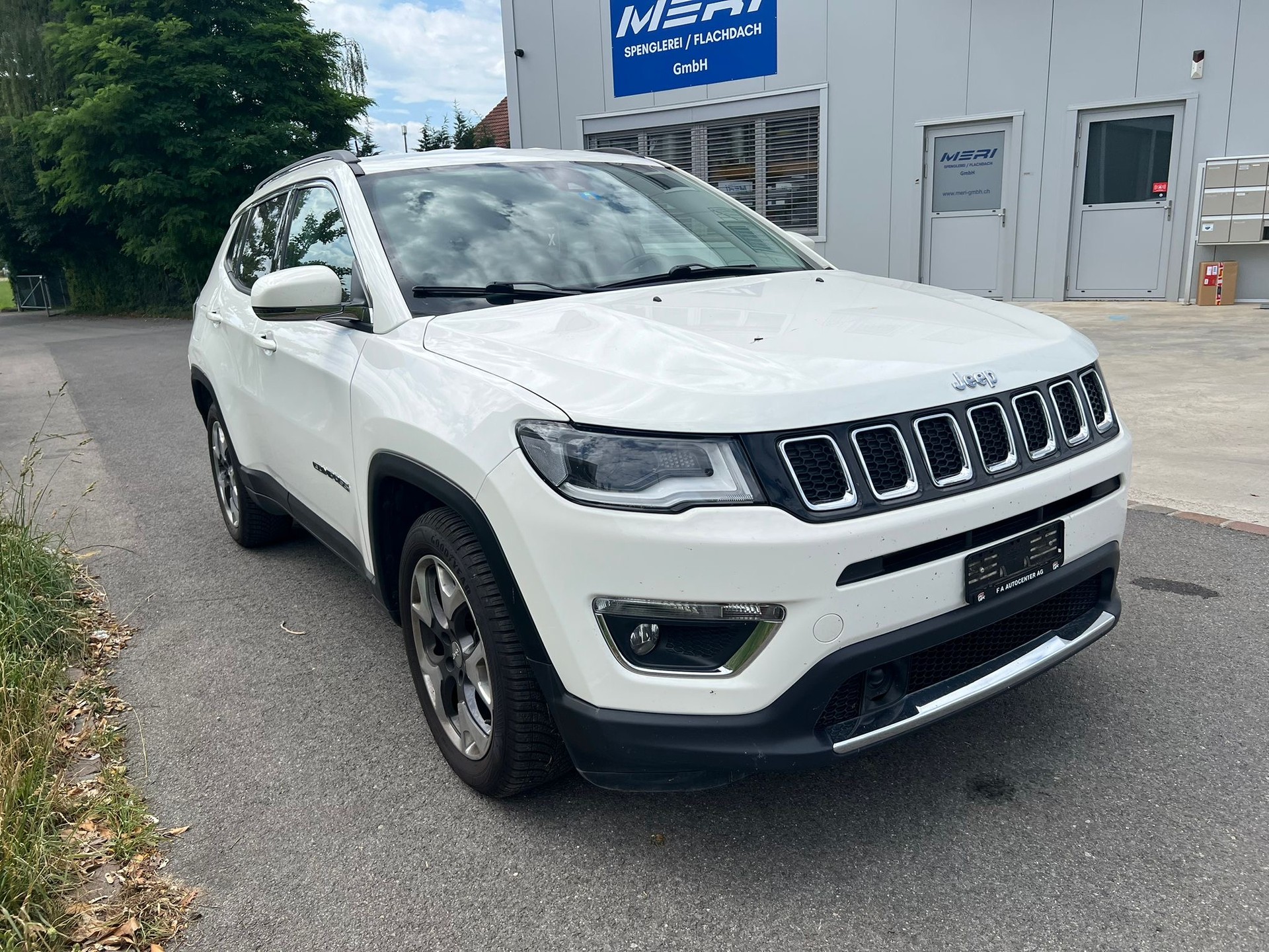 JEEP CoMPASS 1.6TD-image-2