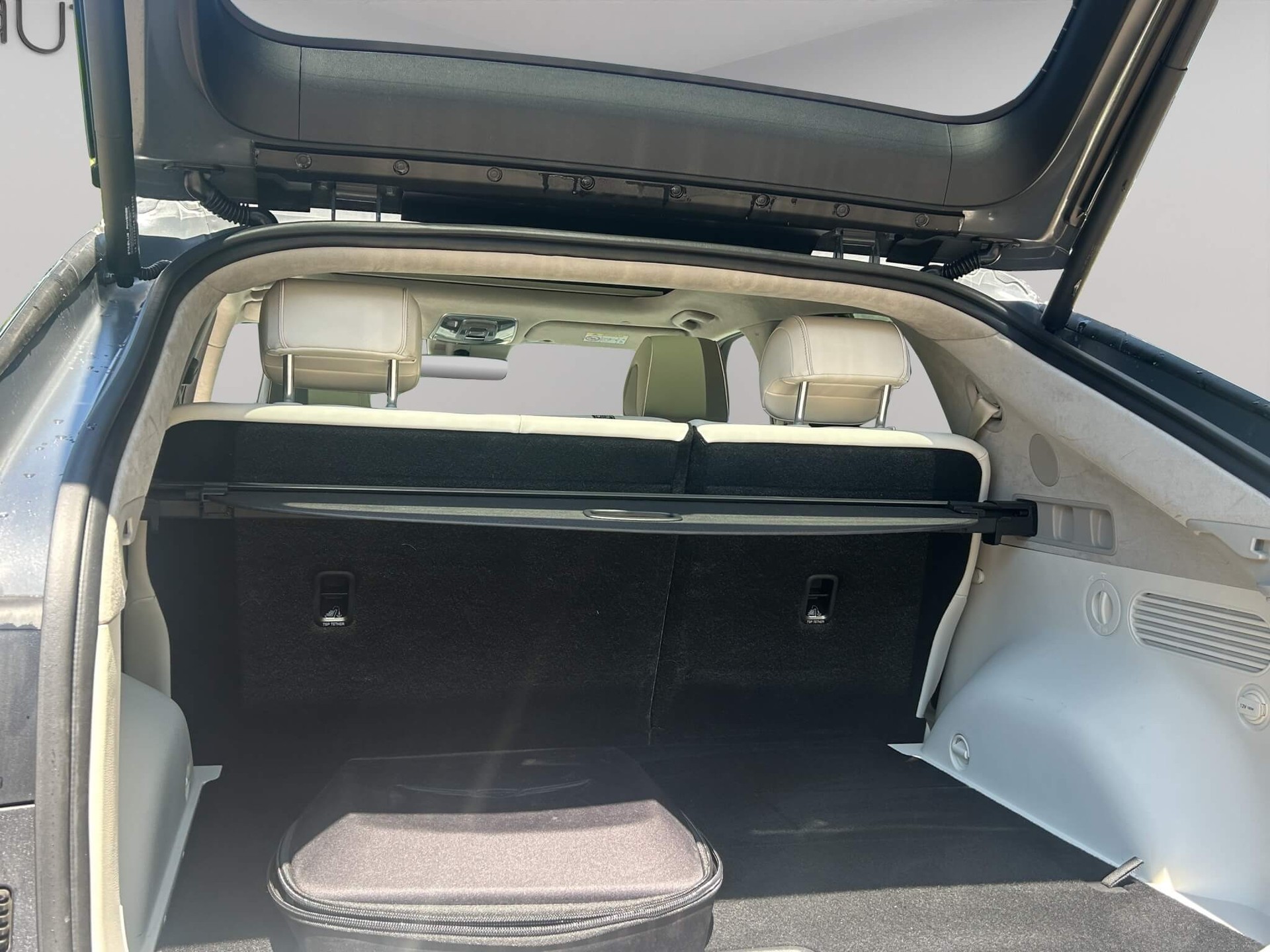 GENESIS GV60 Dual Motor Sport Plus AWD-image-11