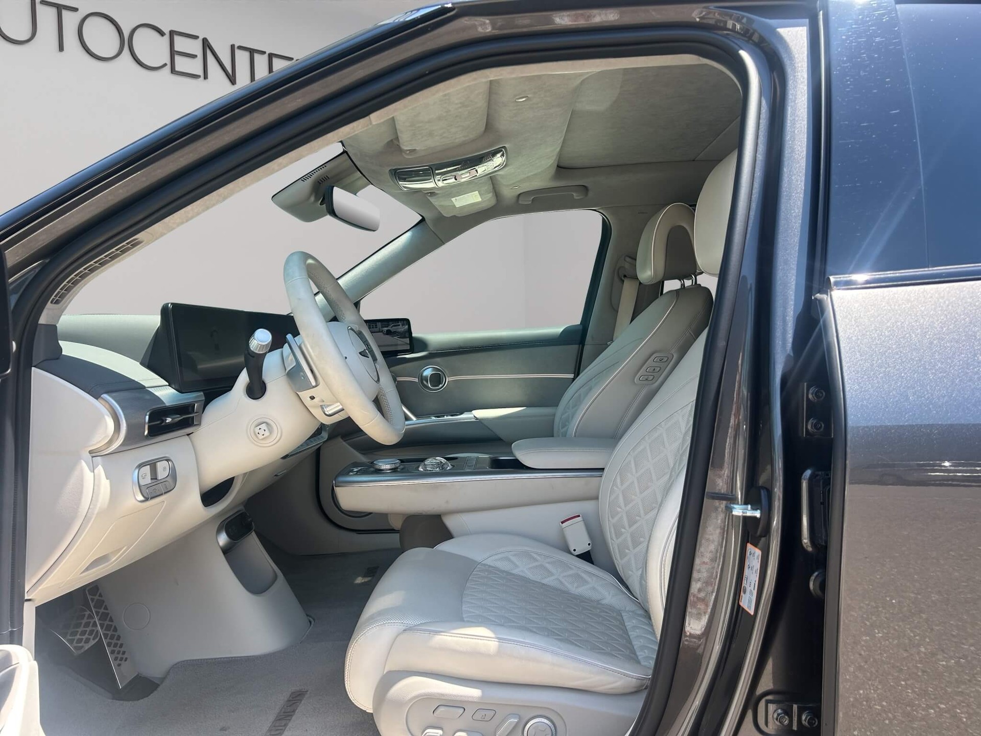 GENESIS GV60 Dual Motor Sport Plus AWD-image-6