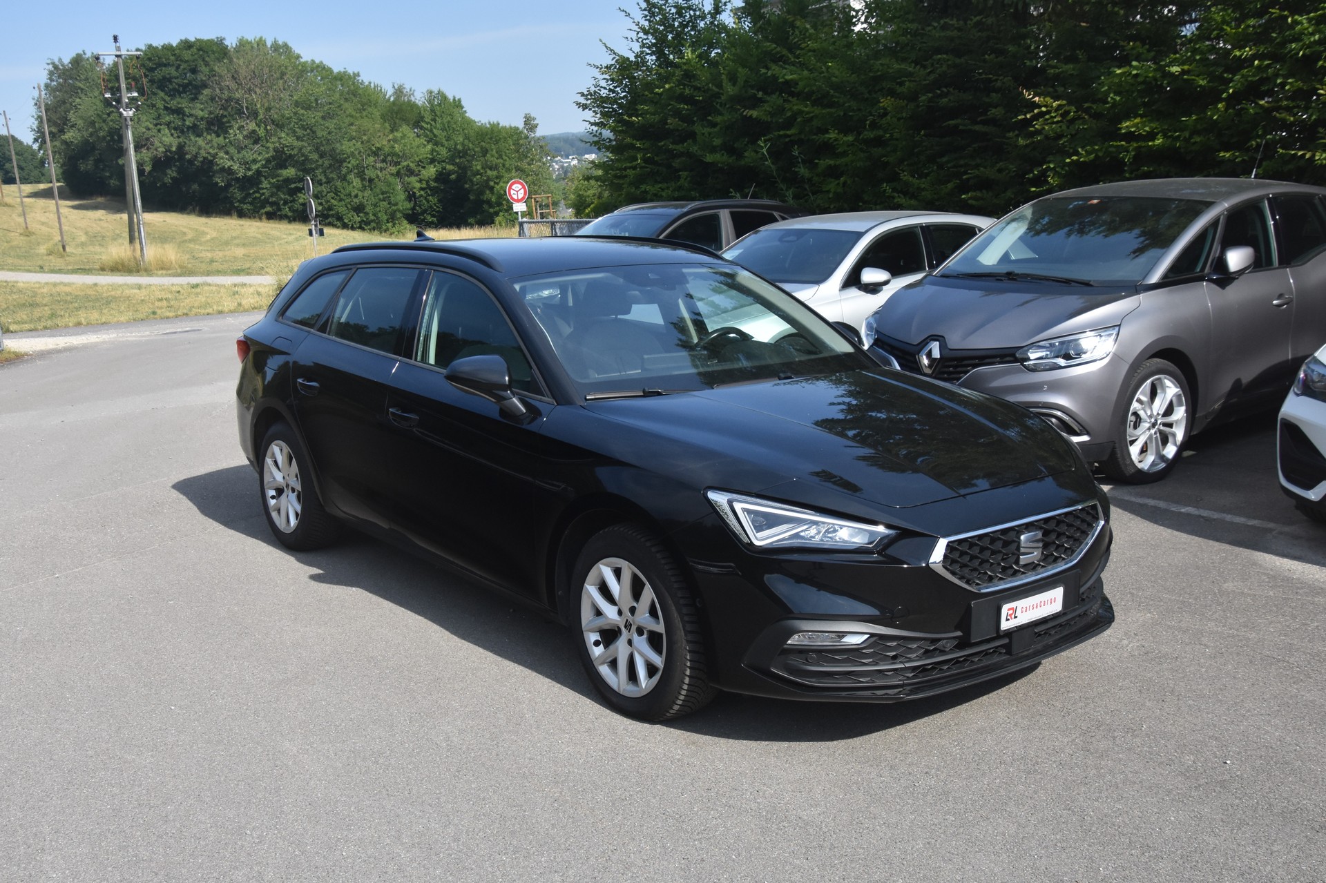 SEAT Leon ST 2.0 TDI EVO DSG 4Drive Style-image-0