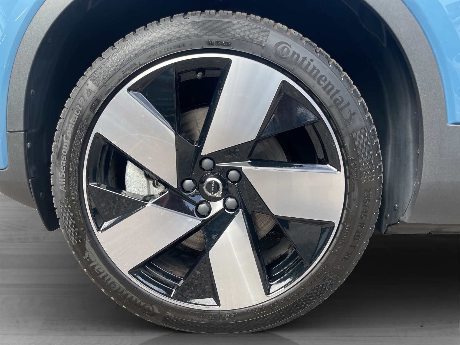 VOLVO XC40 P8 Twin Ultimate AWD-image-8