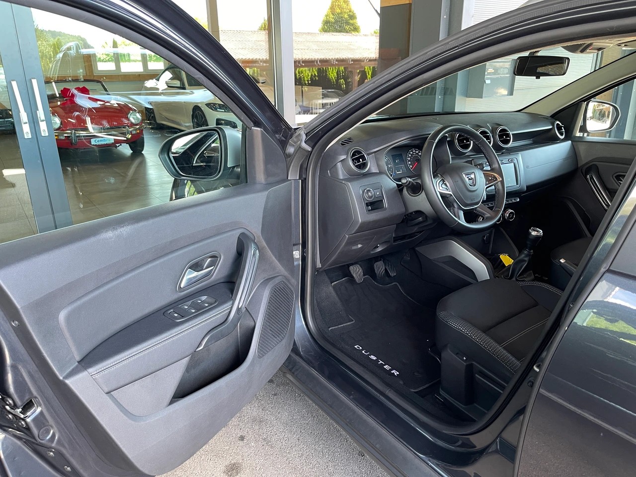 DACIA Duster dCi 115 Comfort 4x4-image-6