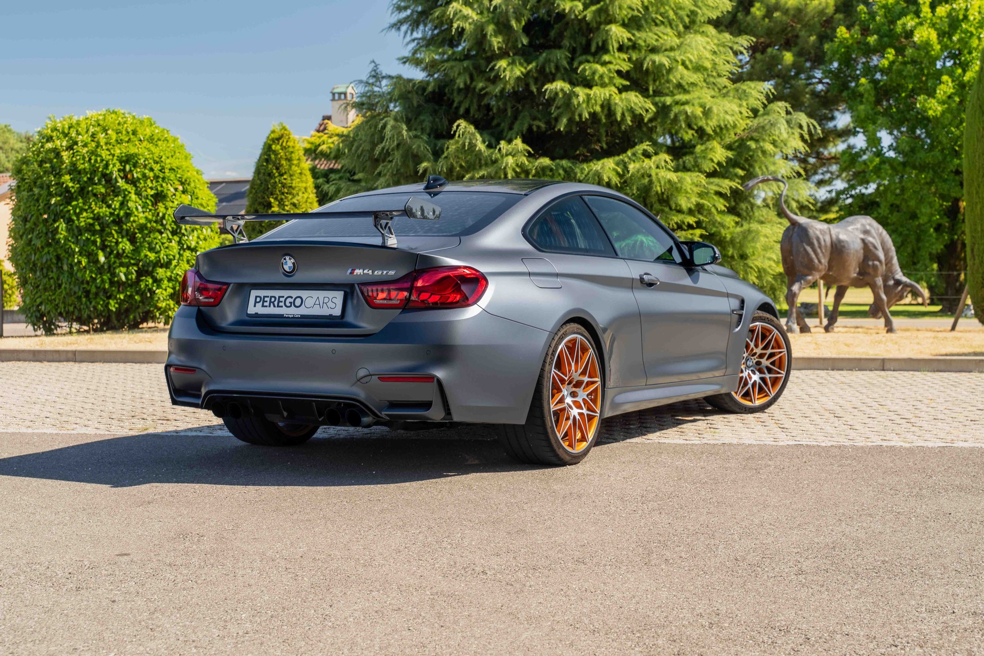 BMW M4 GTS Coupé-image-4
