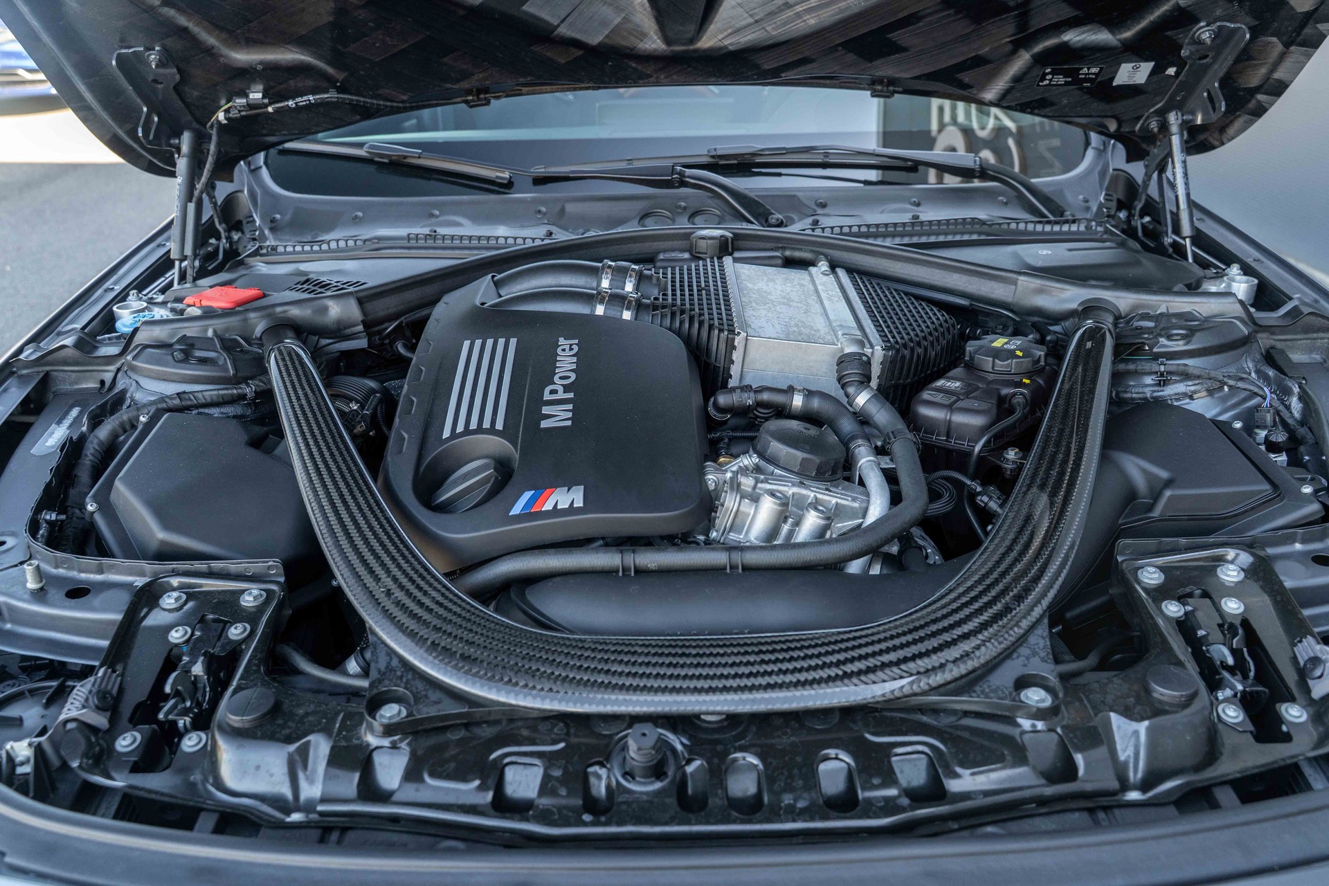 BMW M4 GTS Coupé-image-15