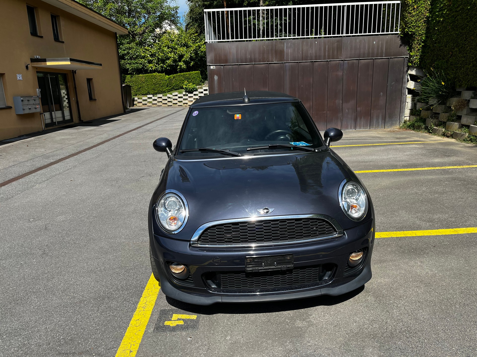 MINI 1.6i Cooper-image-0