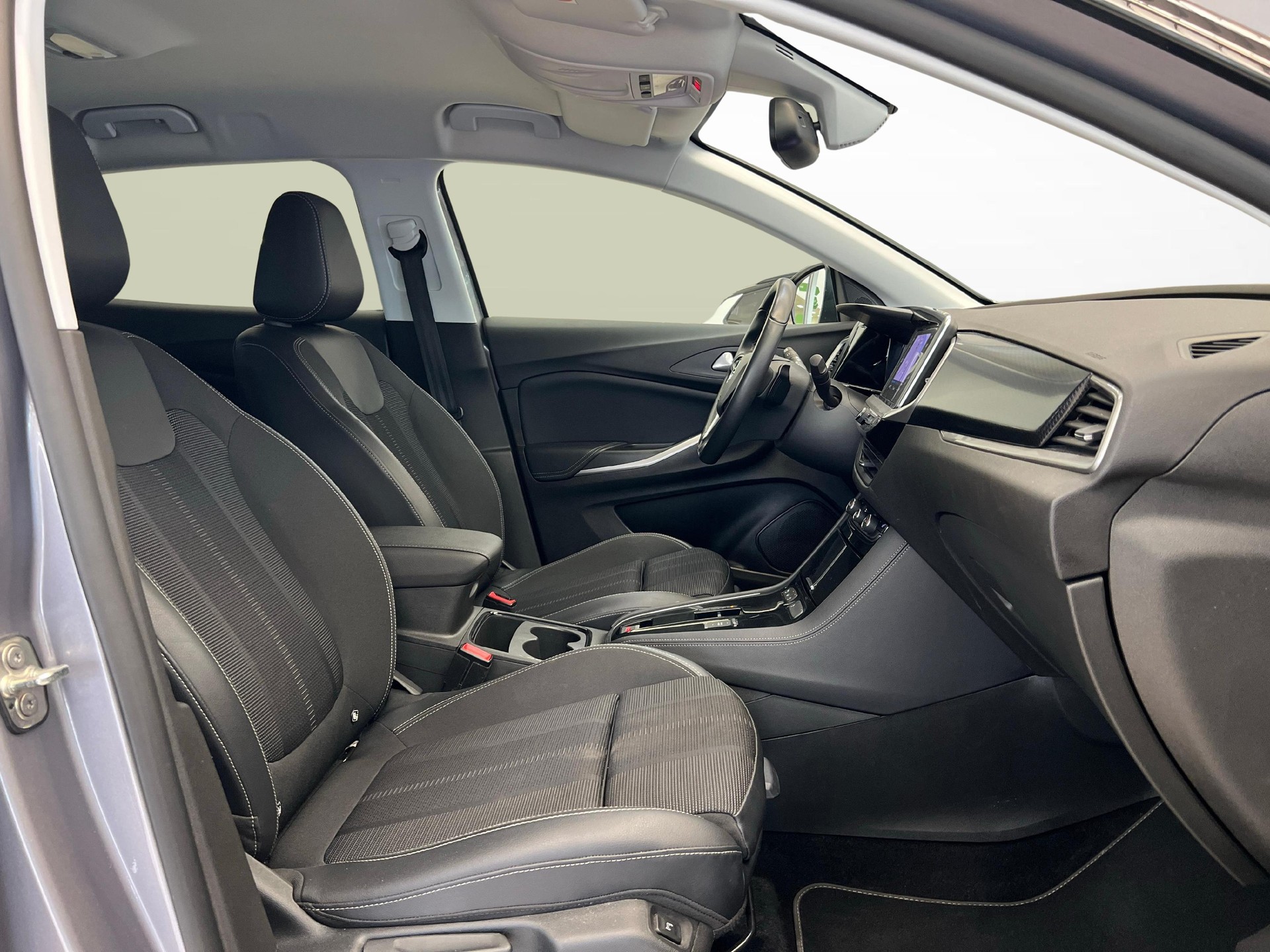 OPEL Grandland 1.2 T GS Blitz-image-9