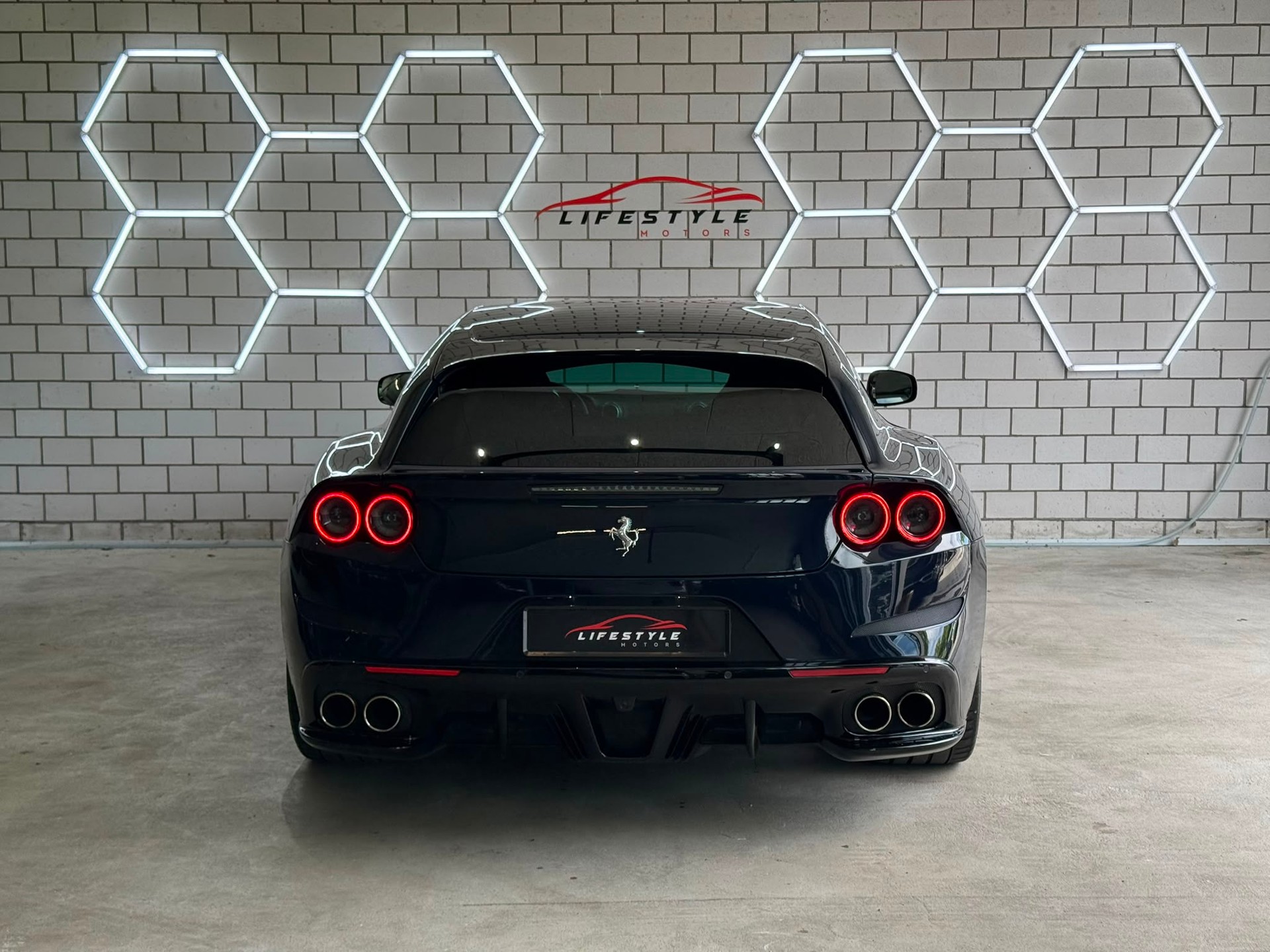 FERRARI GTC 4 Lusso-image-3