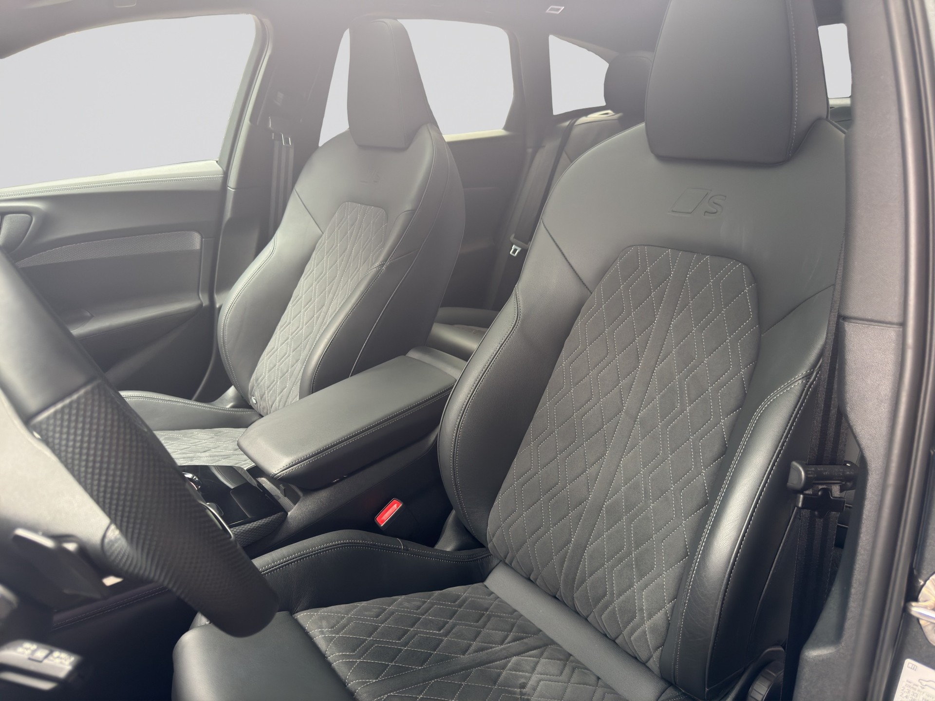 AUDI A5 Avant S Line Black LineTFSI-image-5