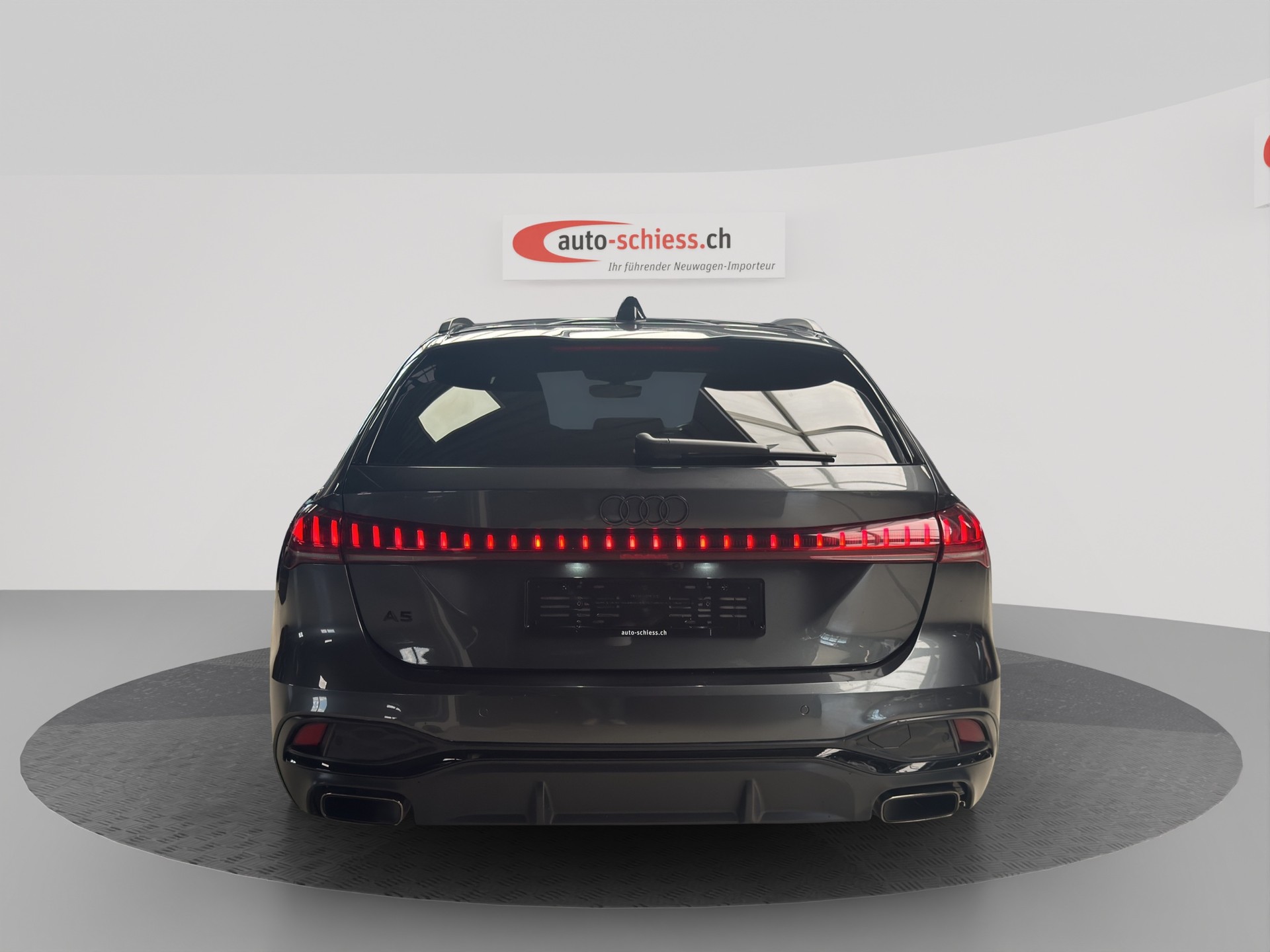 AUDI A5 Avant S Line Black LineTFSI-image-3