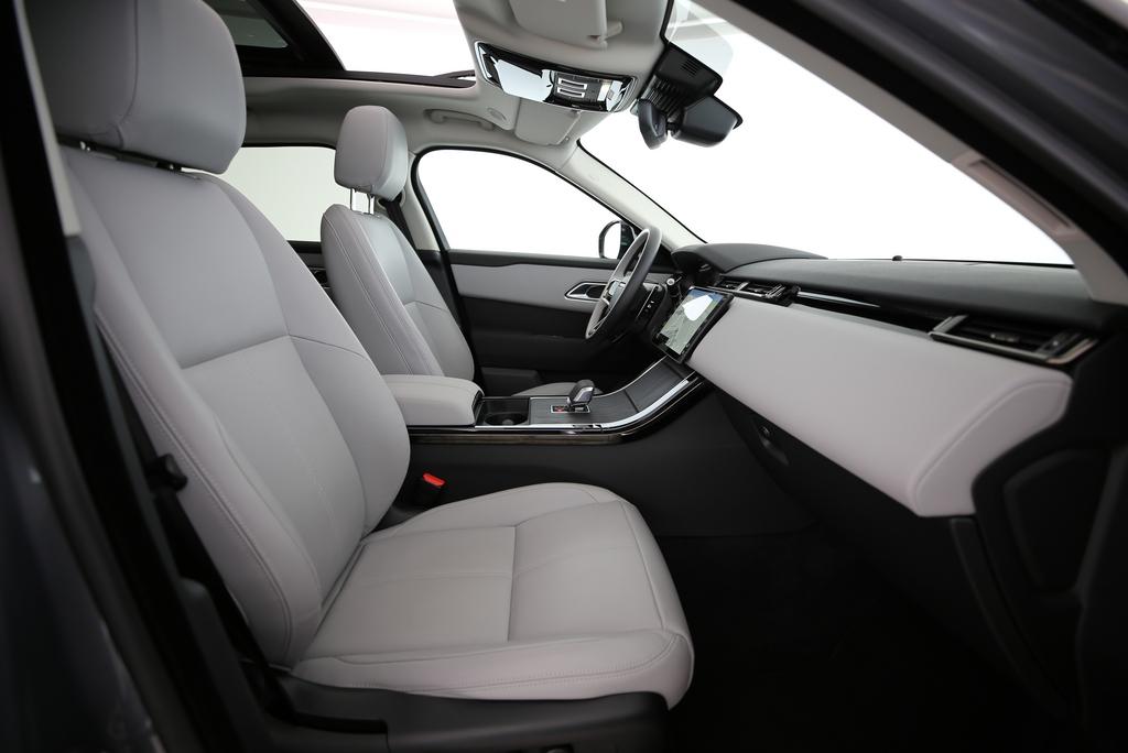 LAND ROVER Range Rover Velar 2.0 D I4 200 S-image-2
