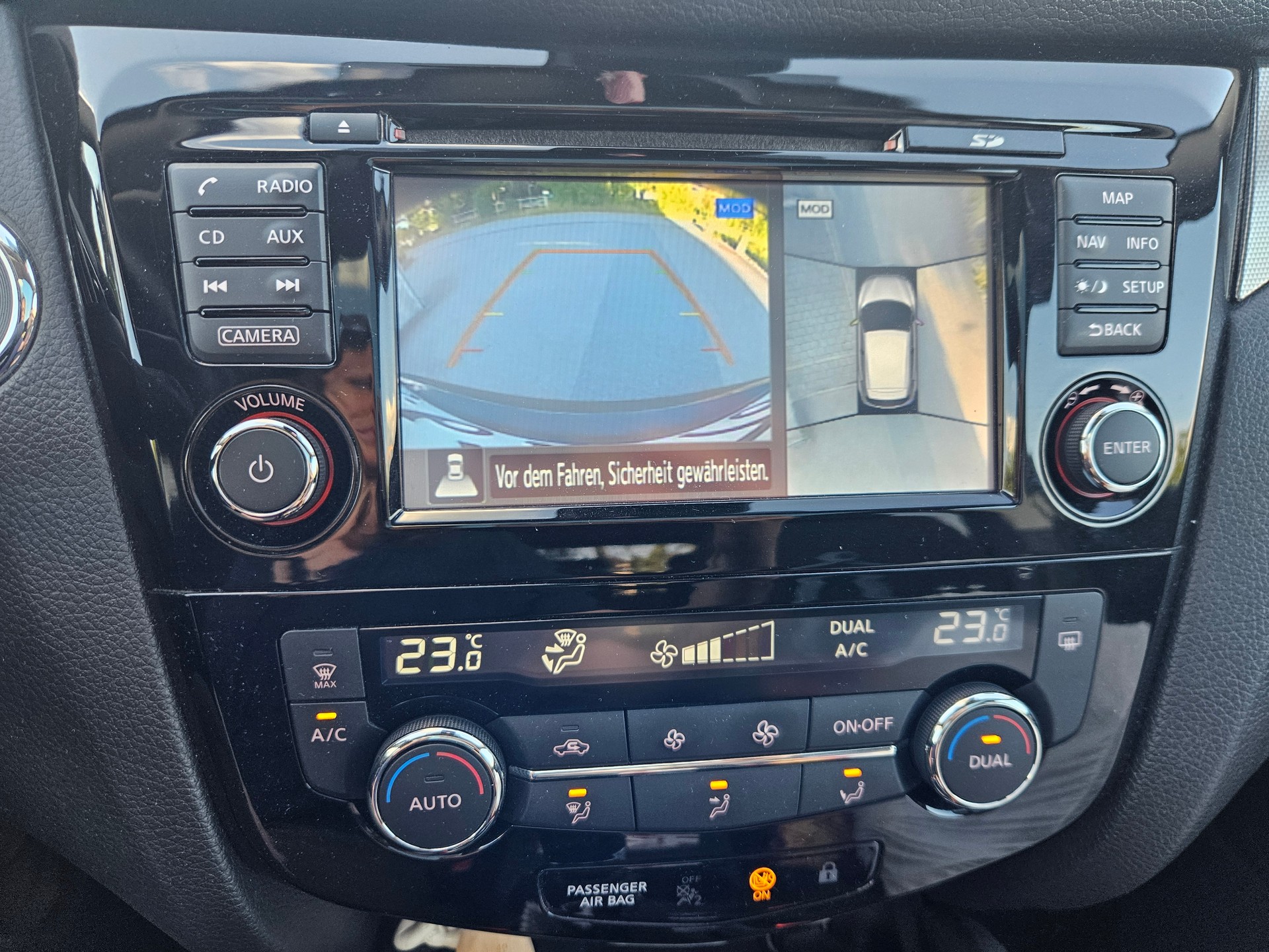 NISSAN 1.5 dCi N-Connecta-image-5
