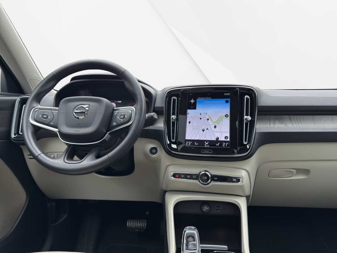 VOLVO XC40 T5 TwE Inscription DCT-image-9