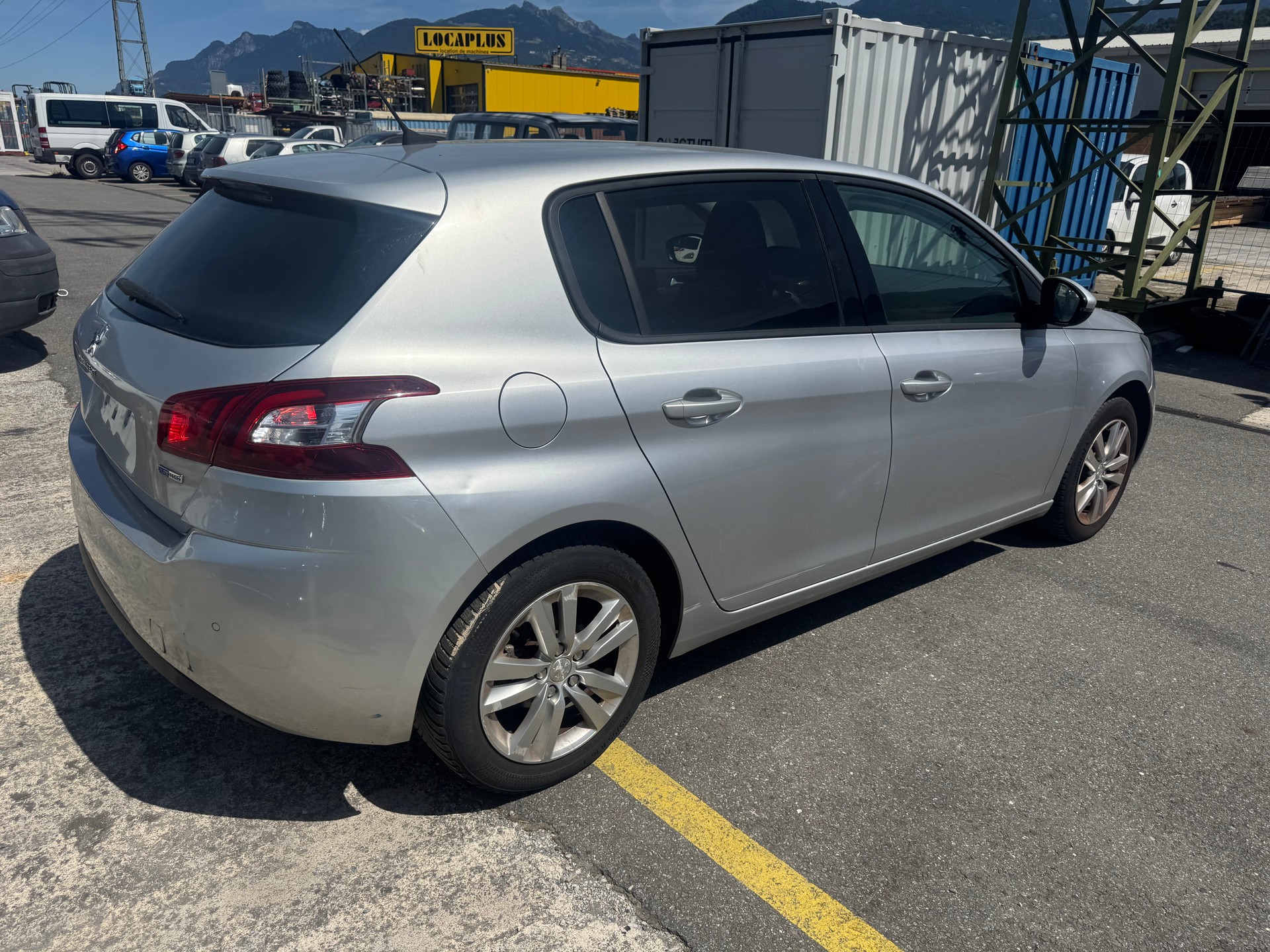 PEUGEOT 308 1.2 THP Active-image-5