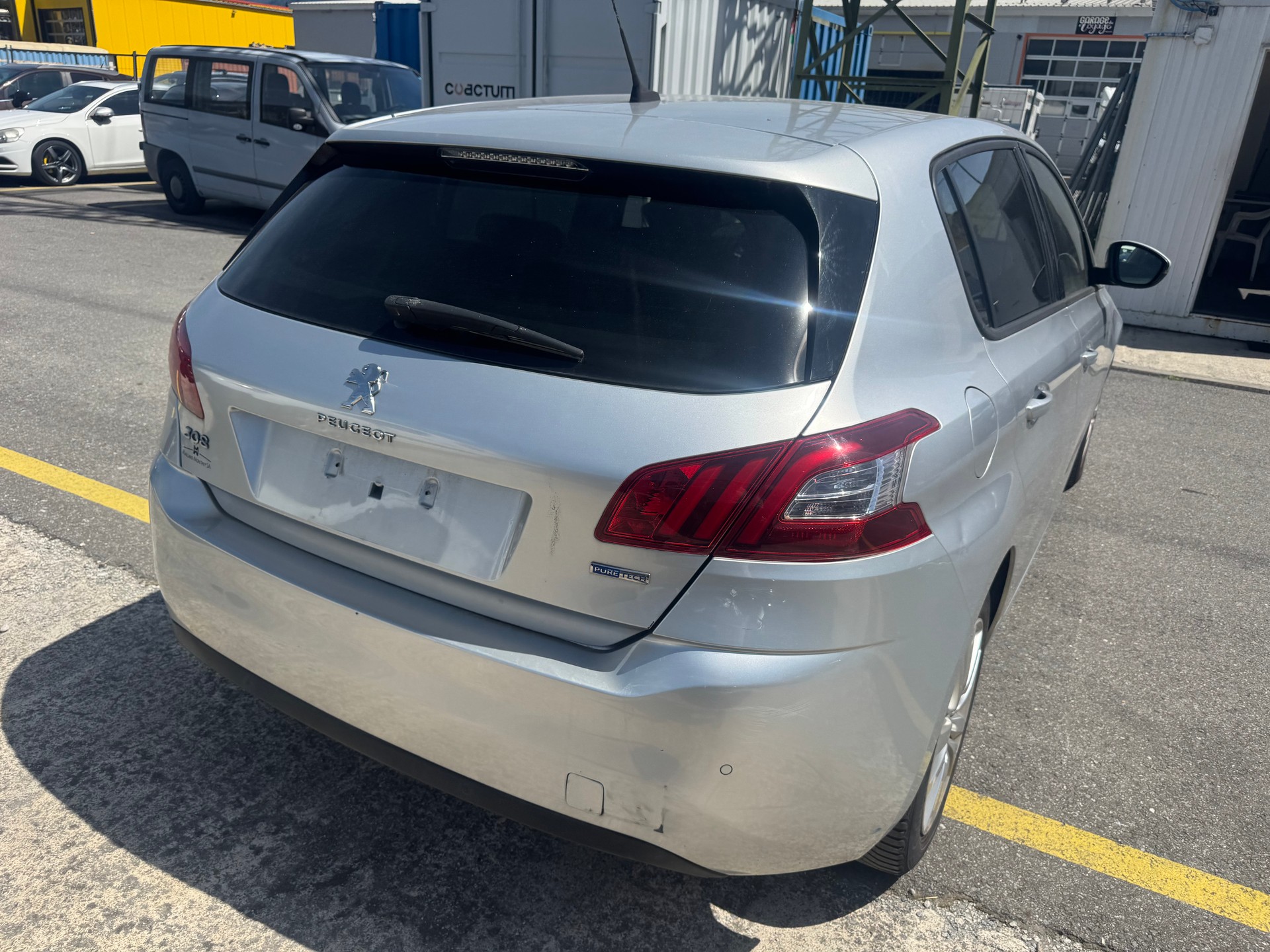PEUGEOT 308 1.2 THP Active-image-6