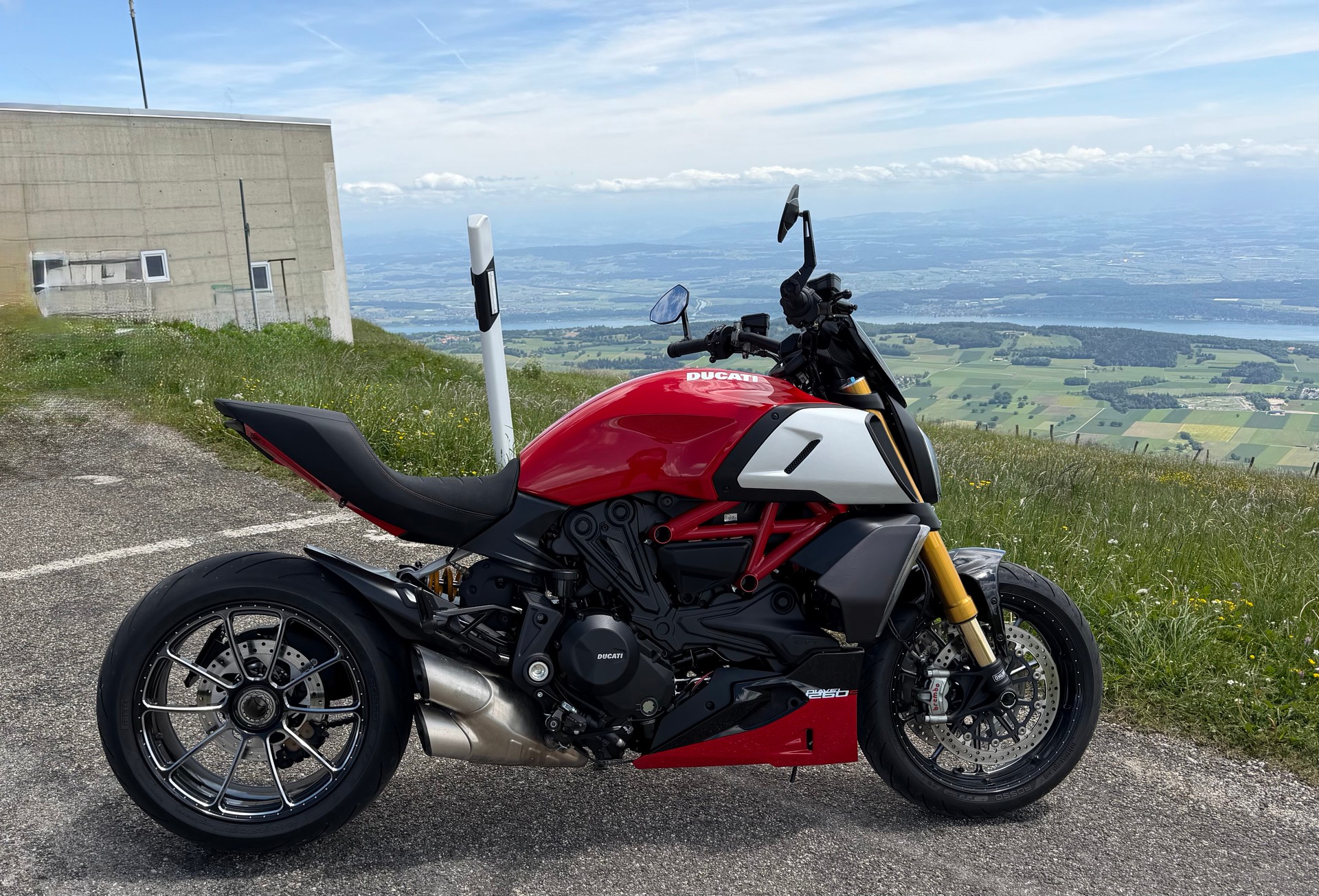 DUCATI Diavel 1260 S