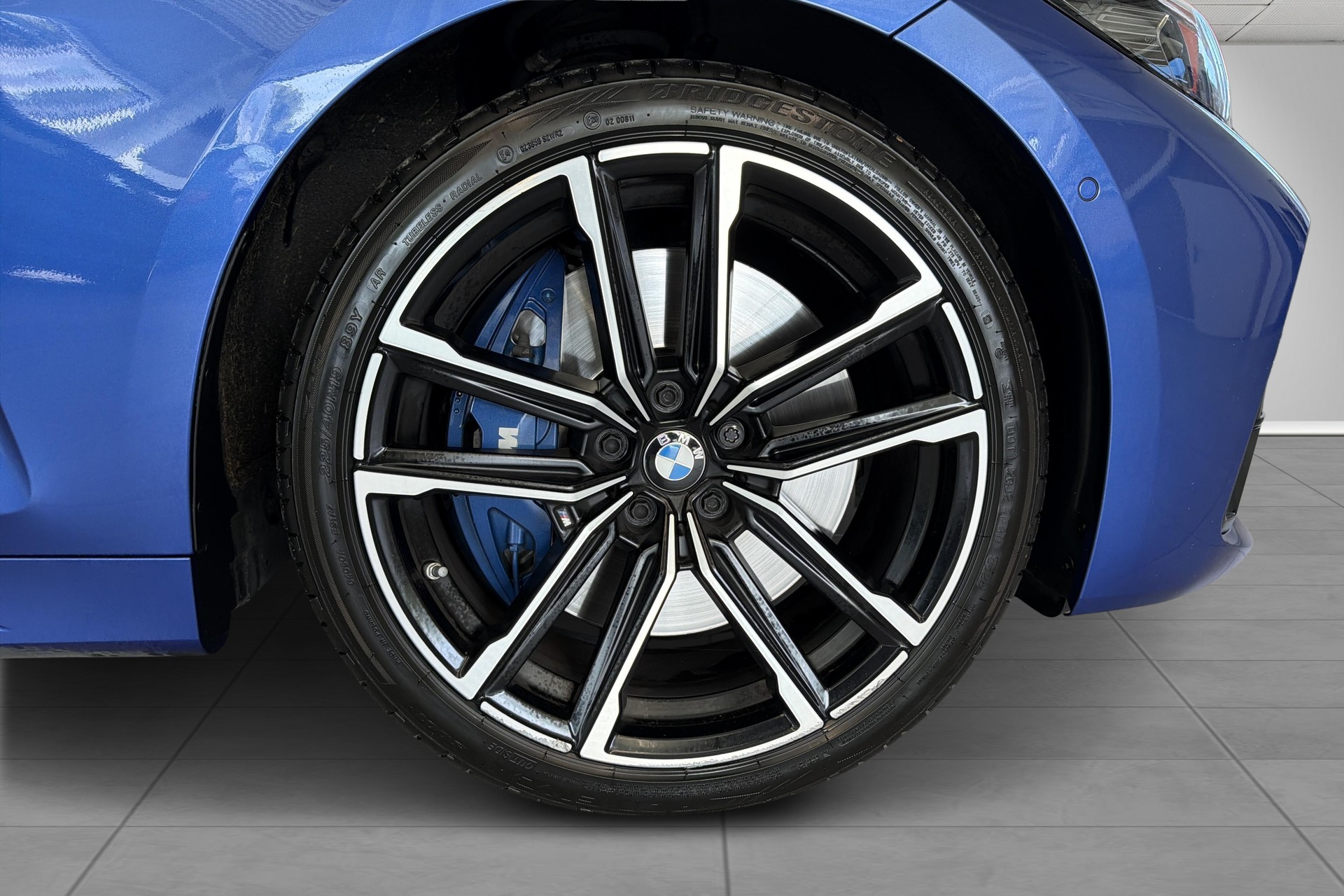 BMW M440i xDrive 48V Coupé Steptronic-image-3