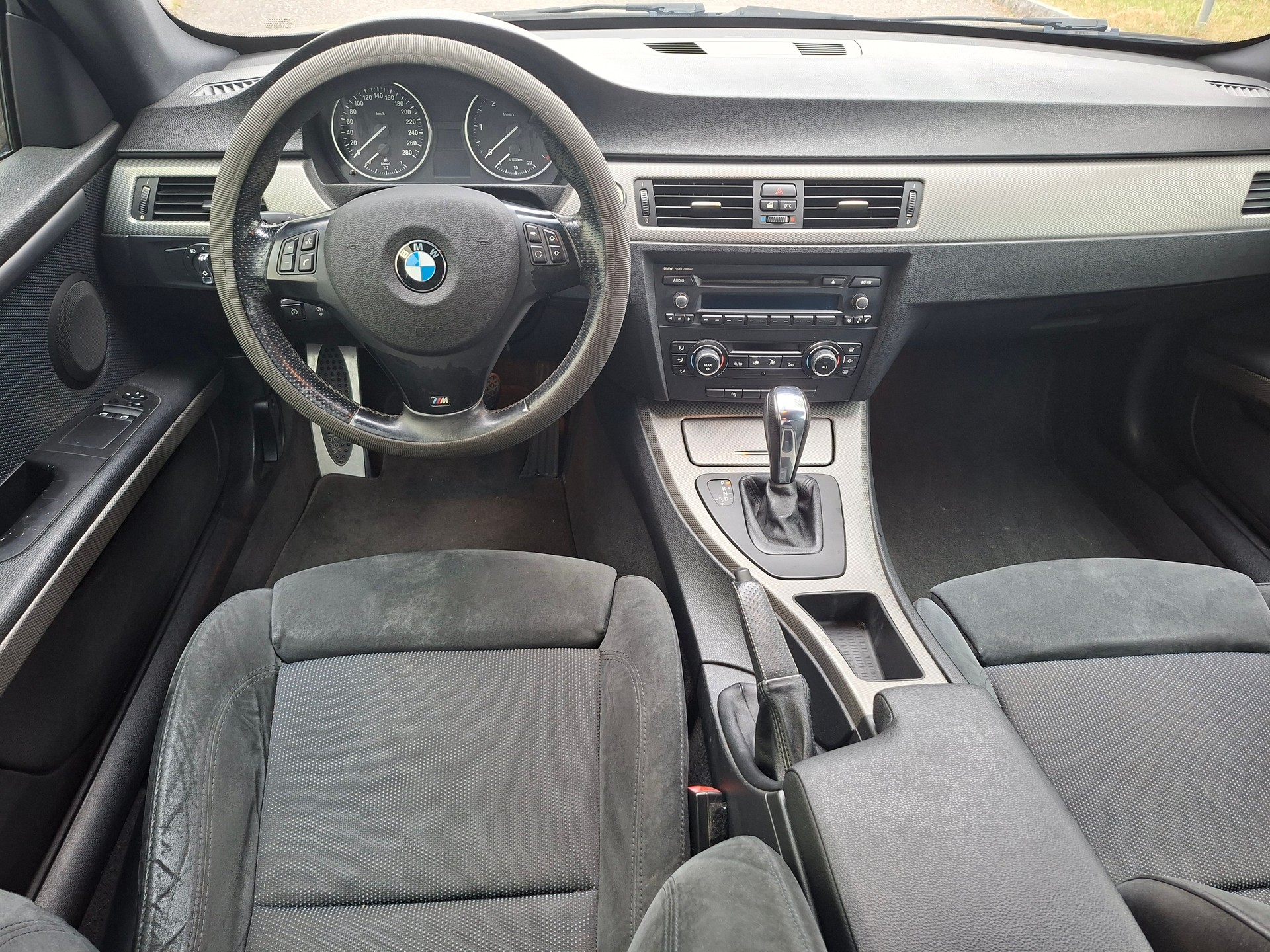 BMW 325d Coupé Steptronic-image-8