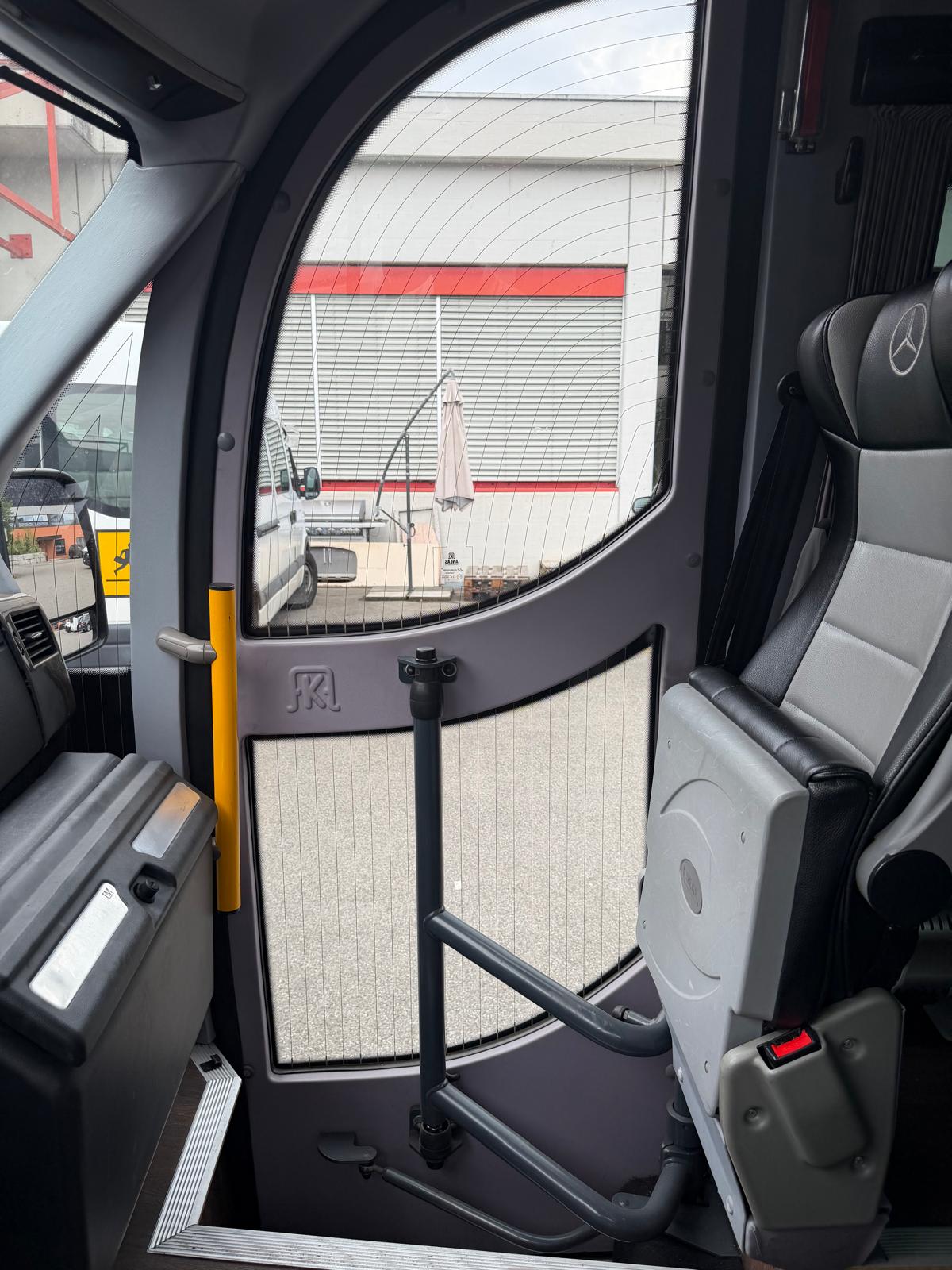 MERCEDES-BENZ 519 BT ***Frisch ab MFK***-image-9