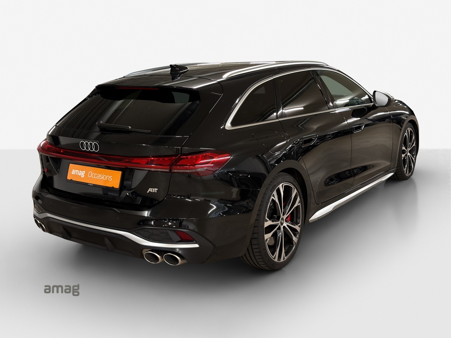 AUDI S5 Avant TFSI quattro S tronic-image-4