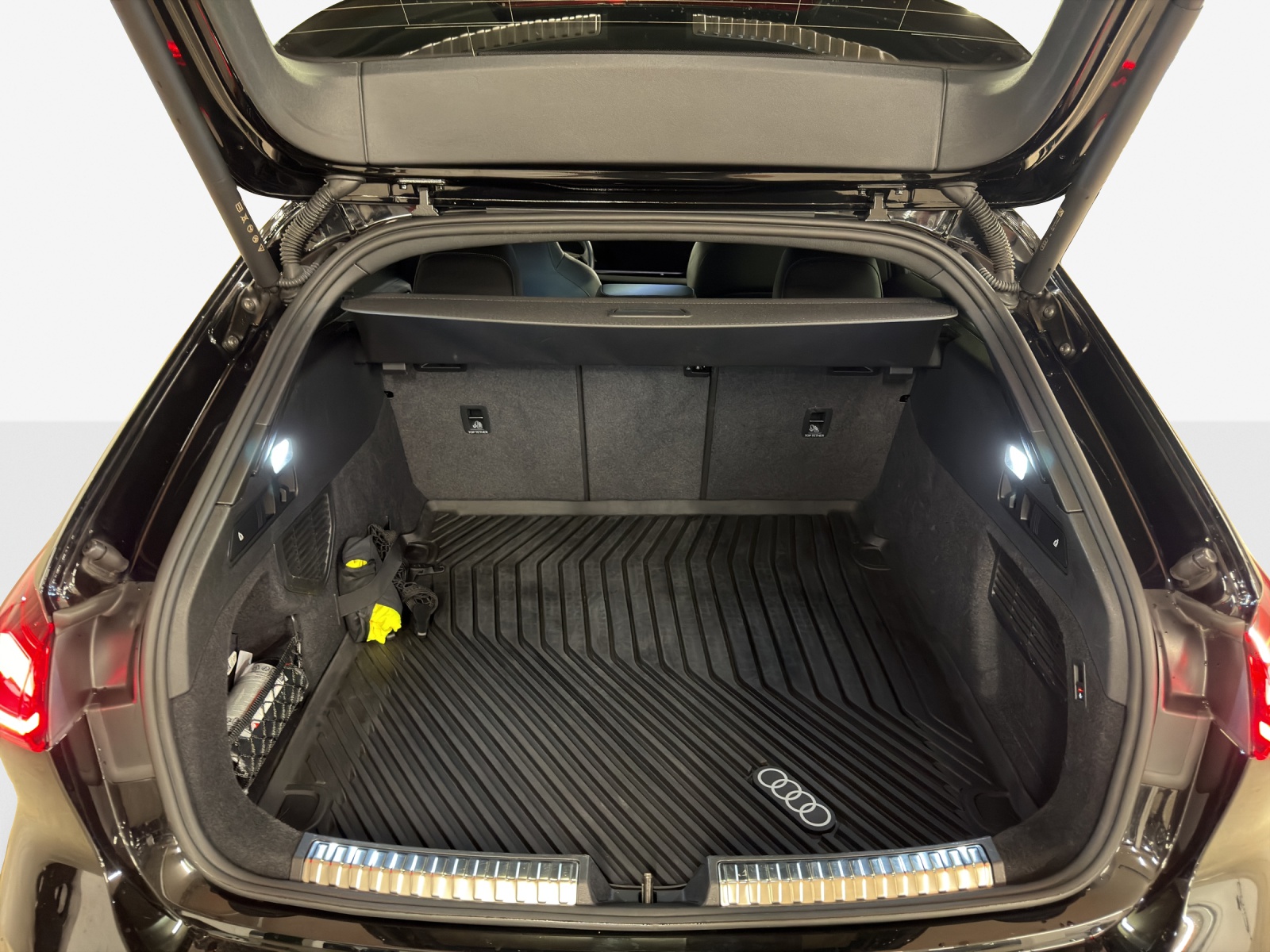 AUDI S5 Avant TFSI quattro S tronic-image-12