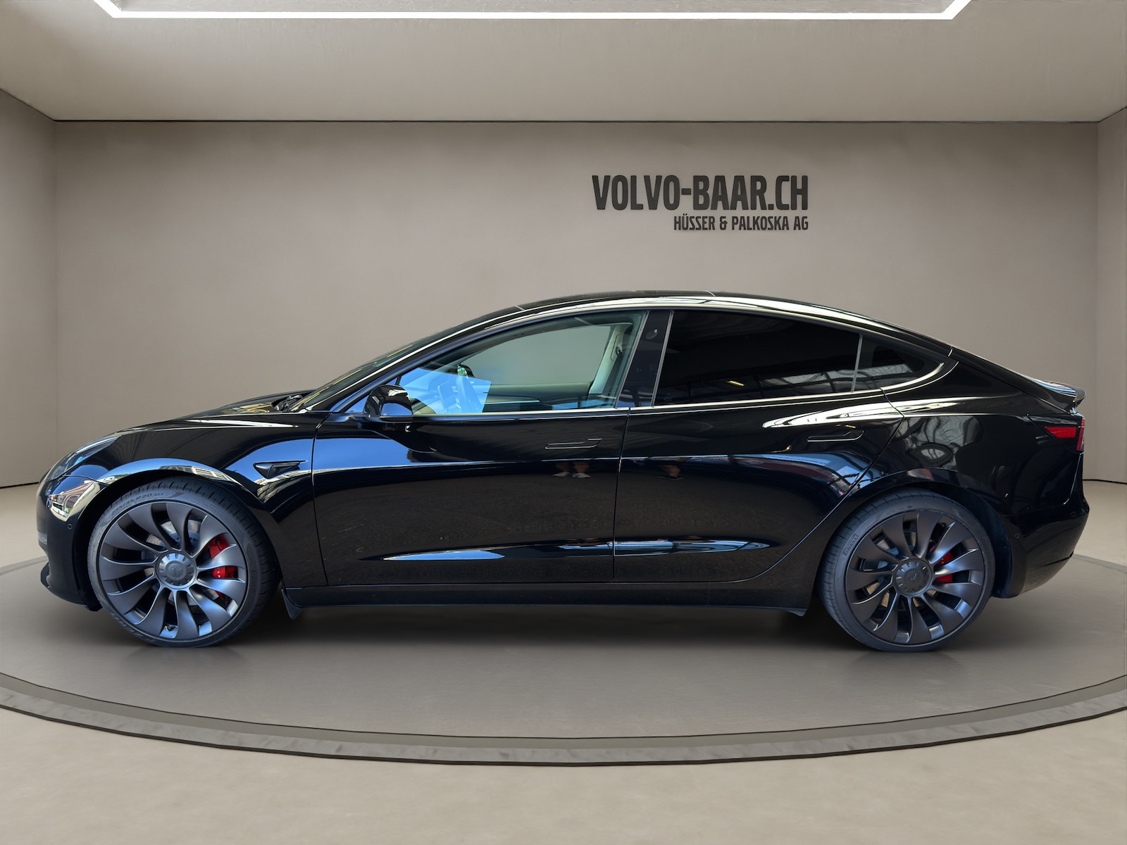 TESLA Model 3 Performance Dual Motor AWD-image-2