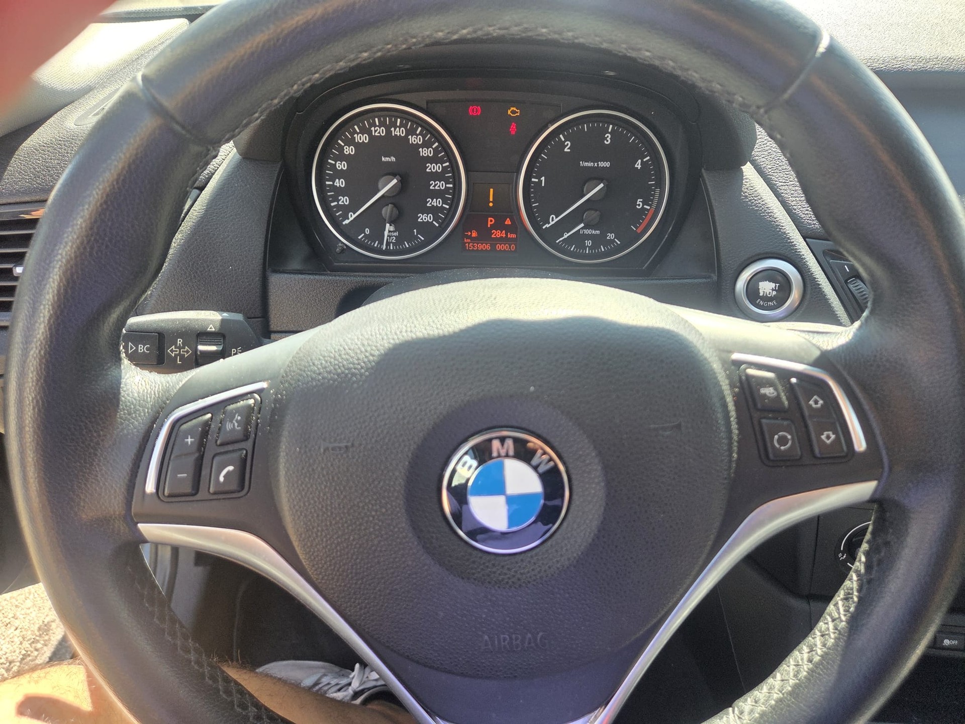 BMW X1 xDrive 18d Steptronic-image-5