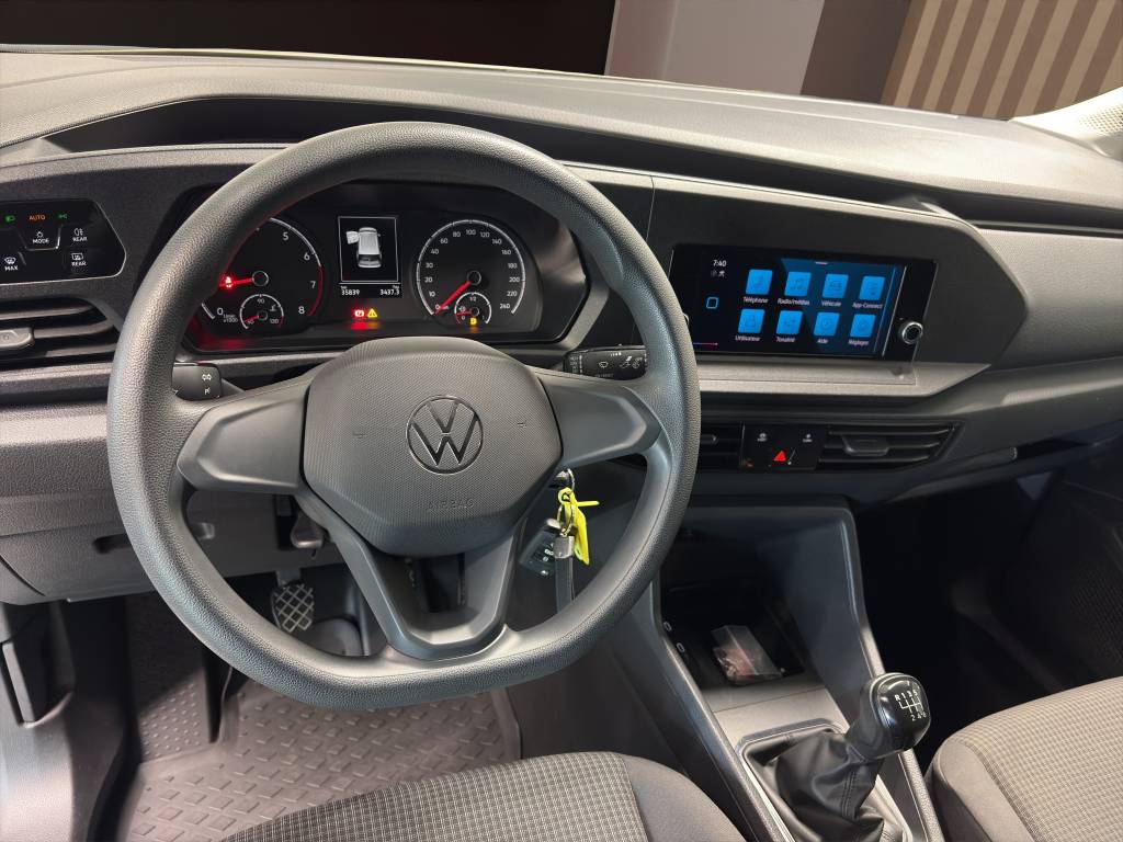 VW Caddy Cargo 1.5 TSI Entry-image-4